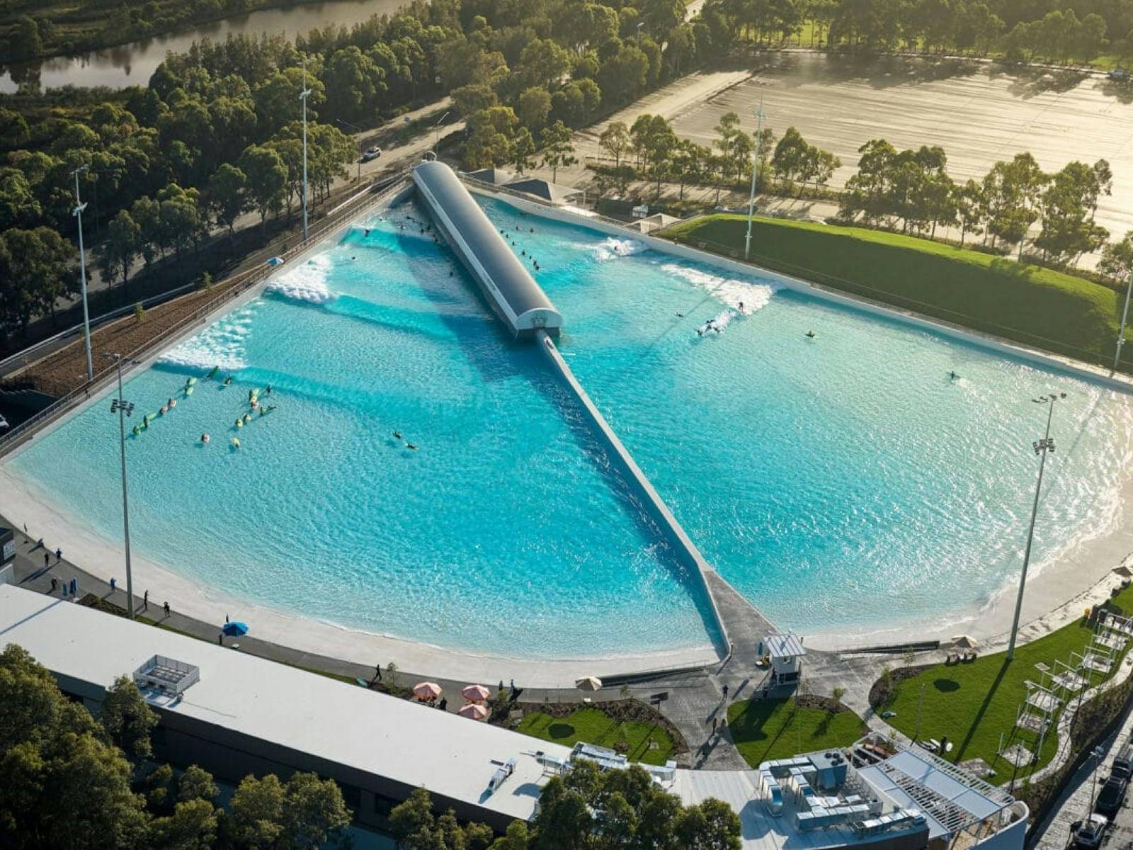 URBNSURF ウェーブ パークの航空写真