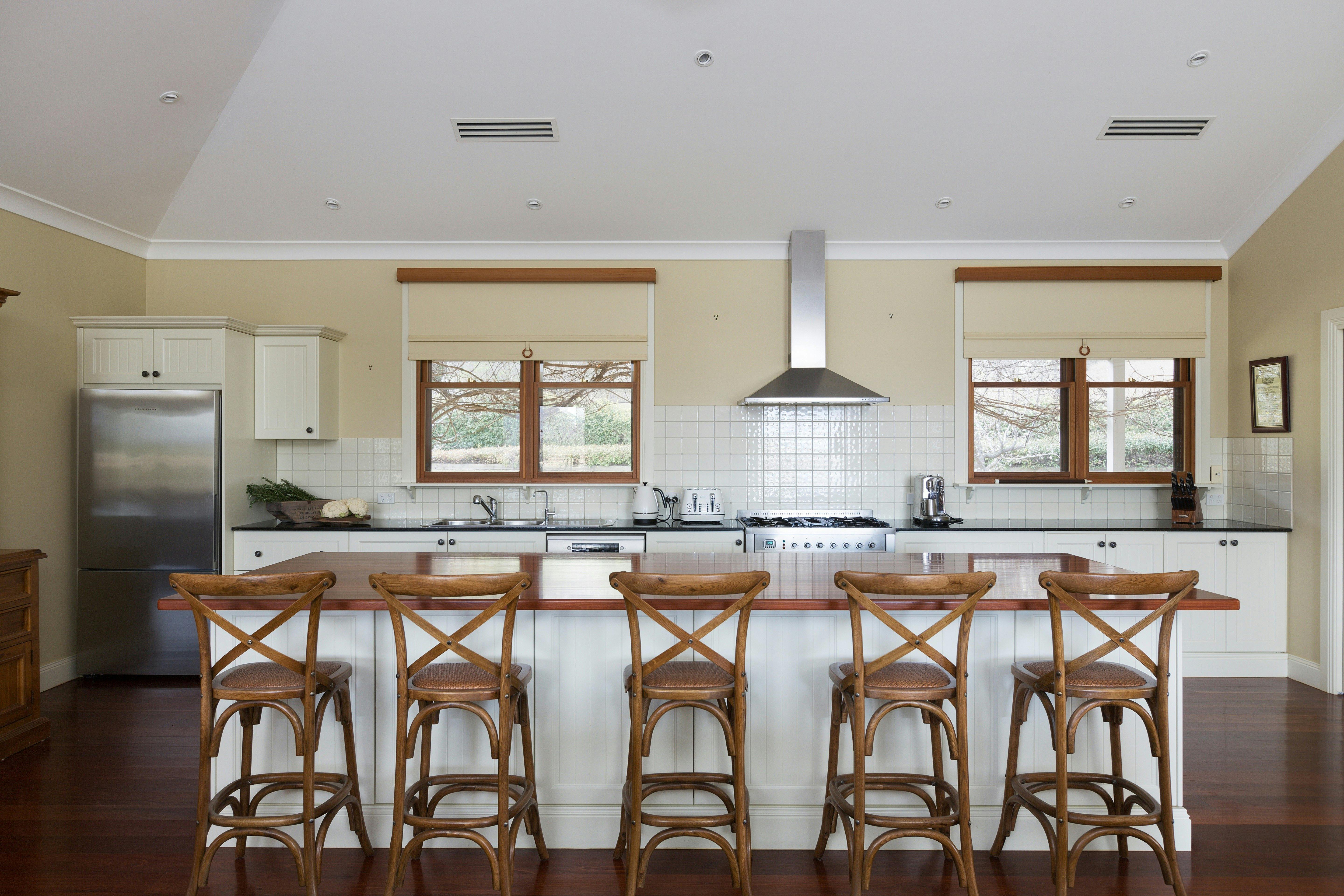Binbilla Vineyard Estate - Kitchen