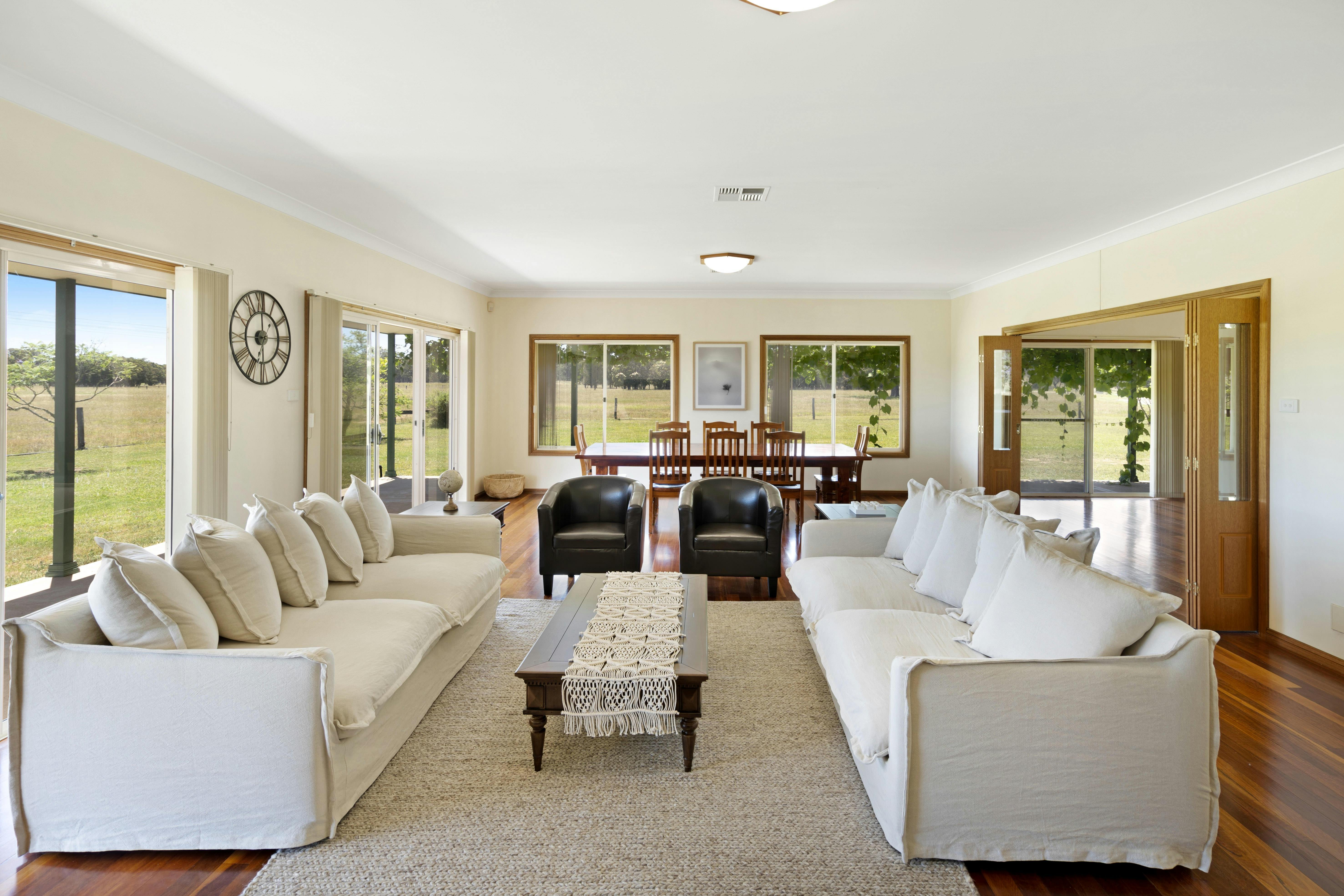 Black Creek Paddock - Lounge Area