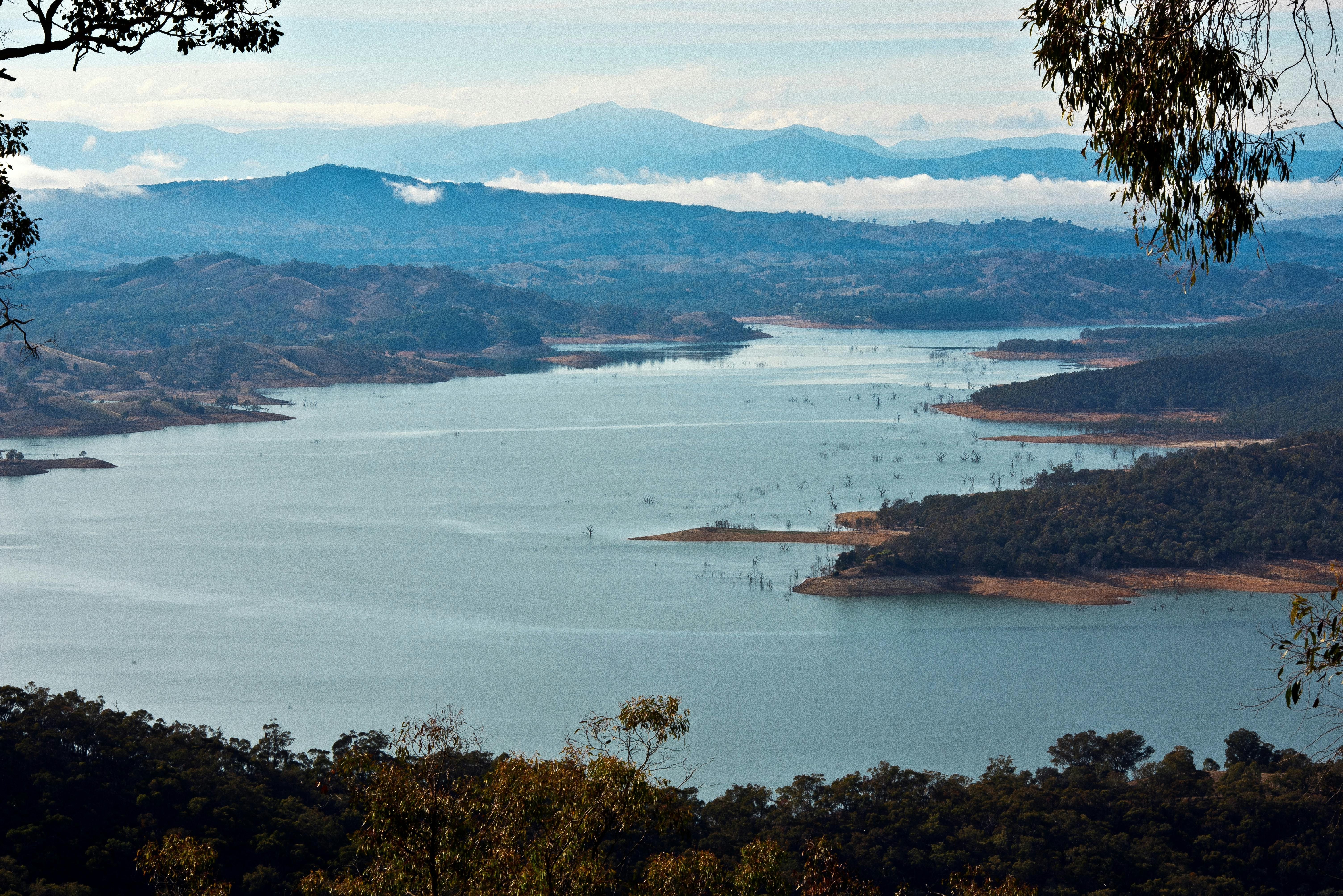 Dinny's Lookout, breathtaking panoramic views of Lake Eildo