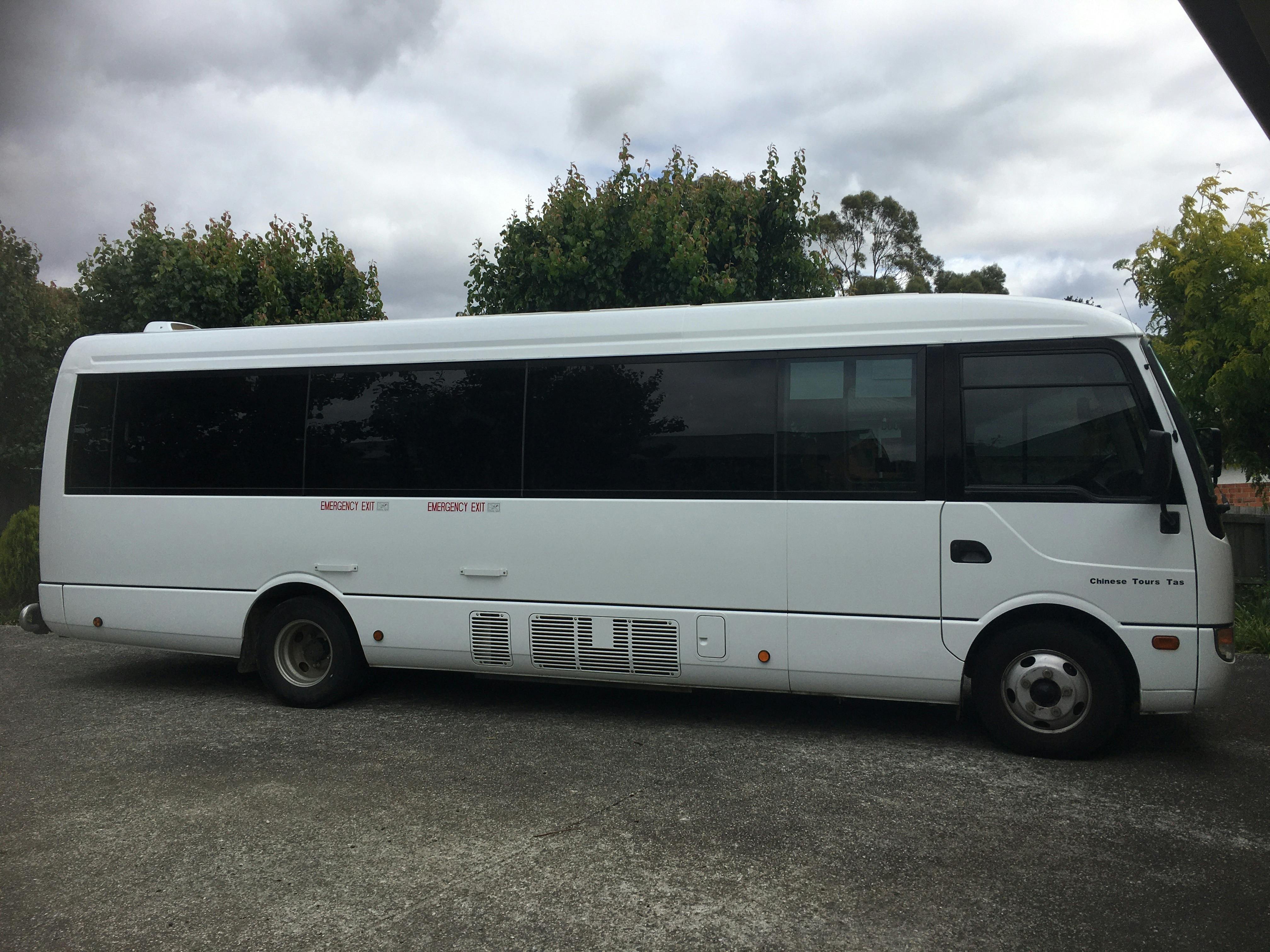 Mitsubishi FUSO with 25 seats