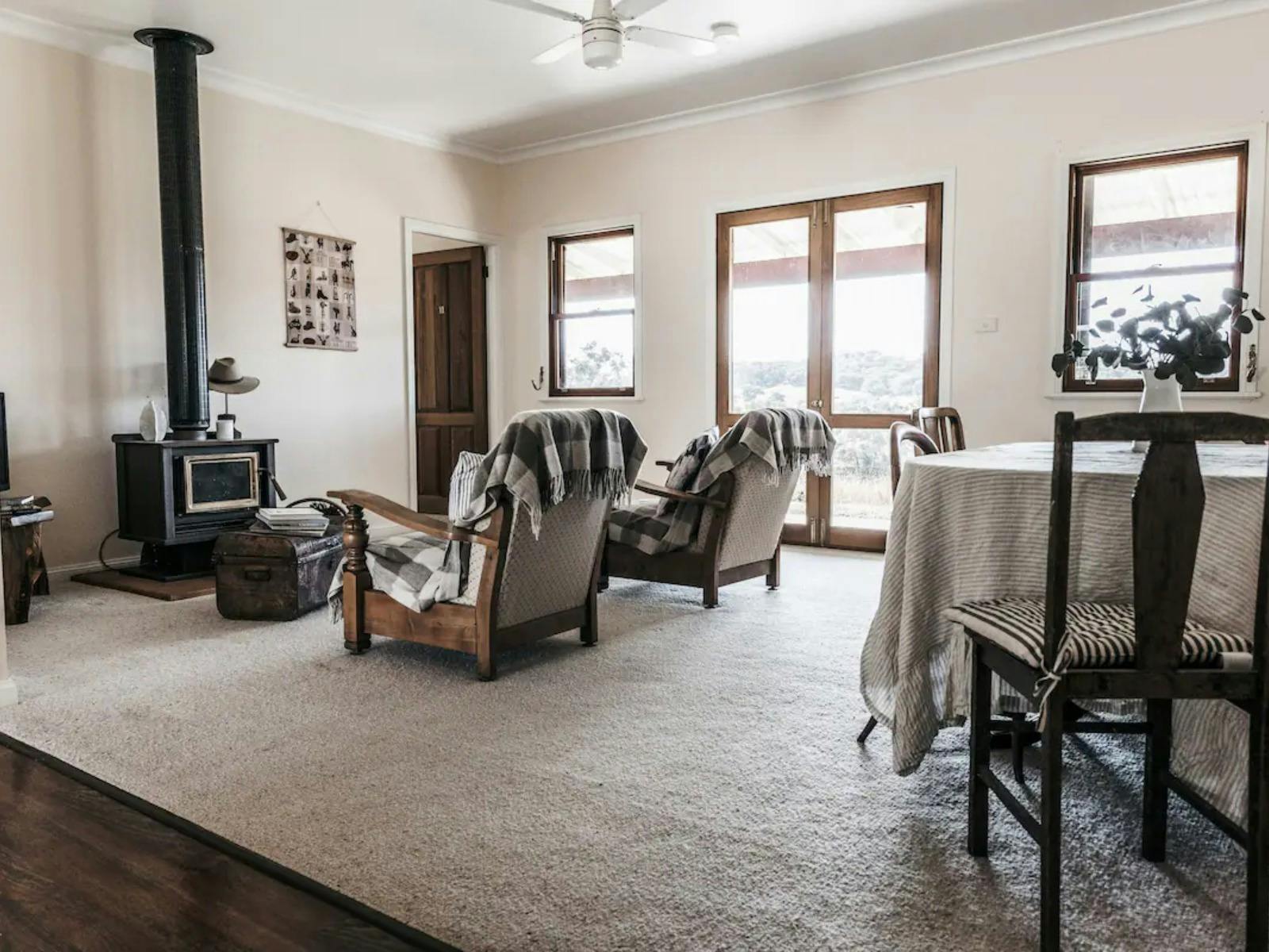 Conargo Cottage edit