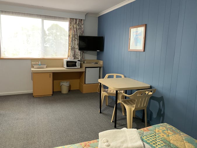 STUDIO ENSUITE UNIT