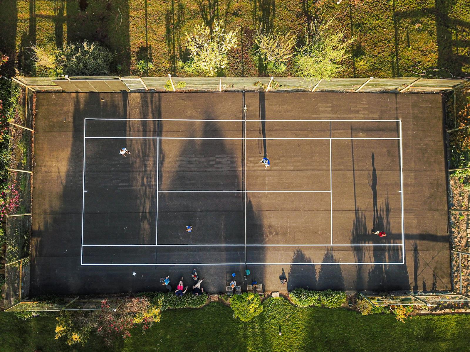 Cressy House tennis court