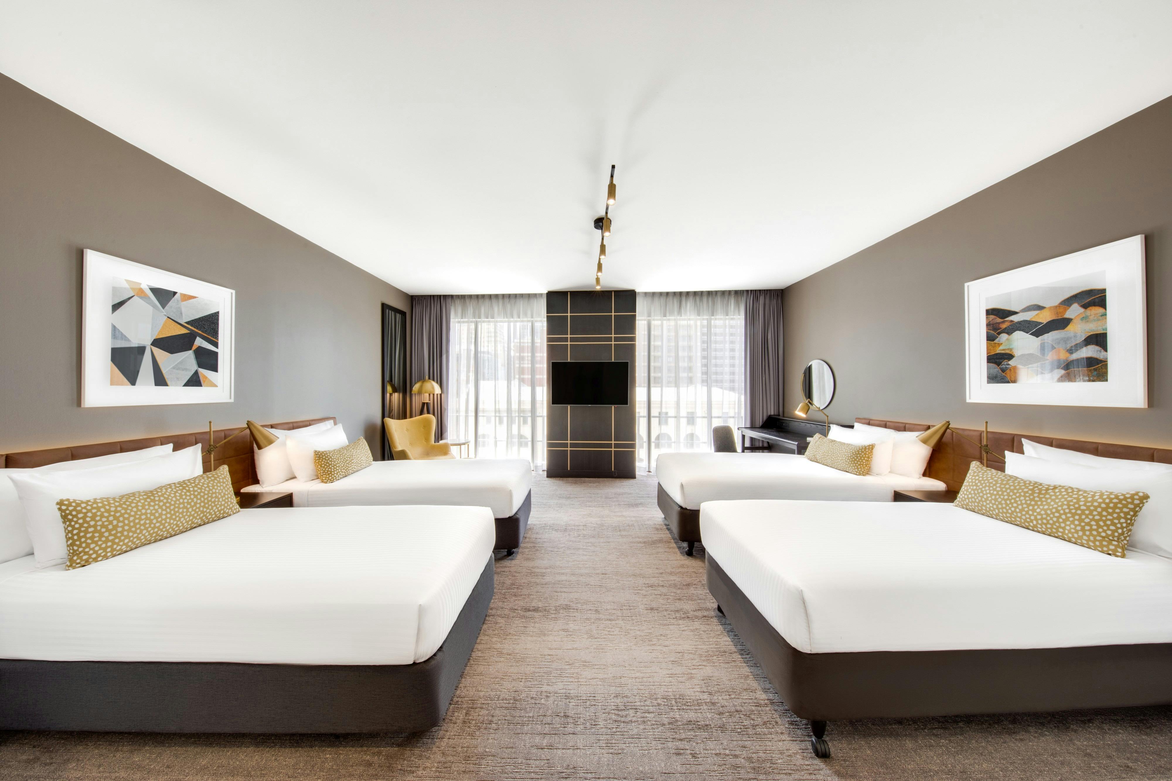 Executive Family Room King or Twin