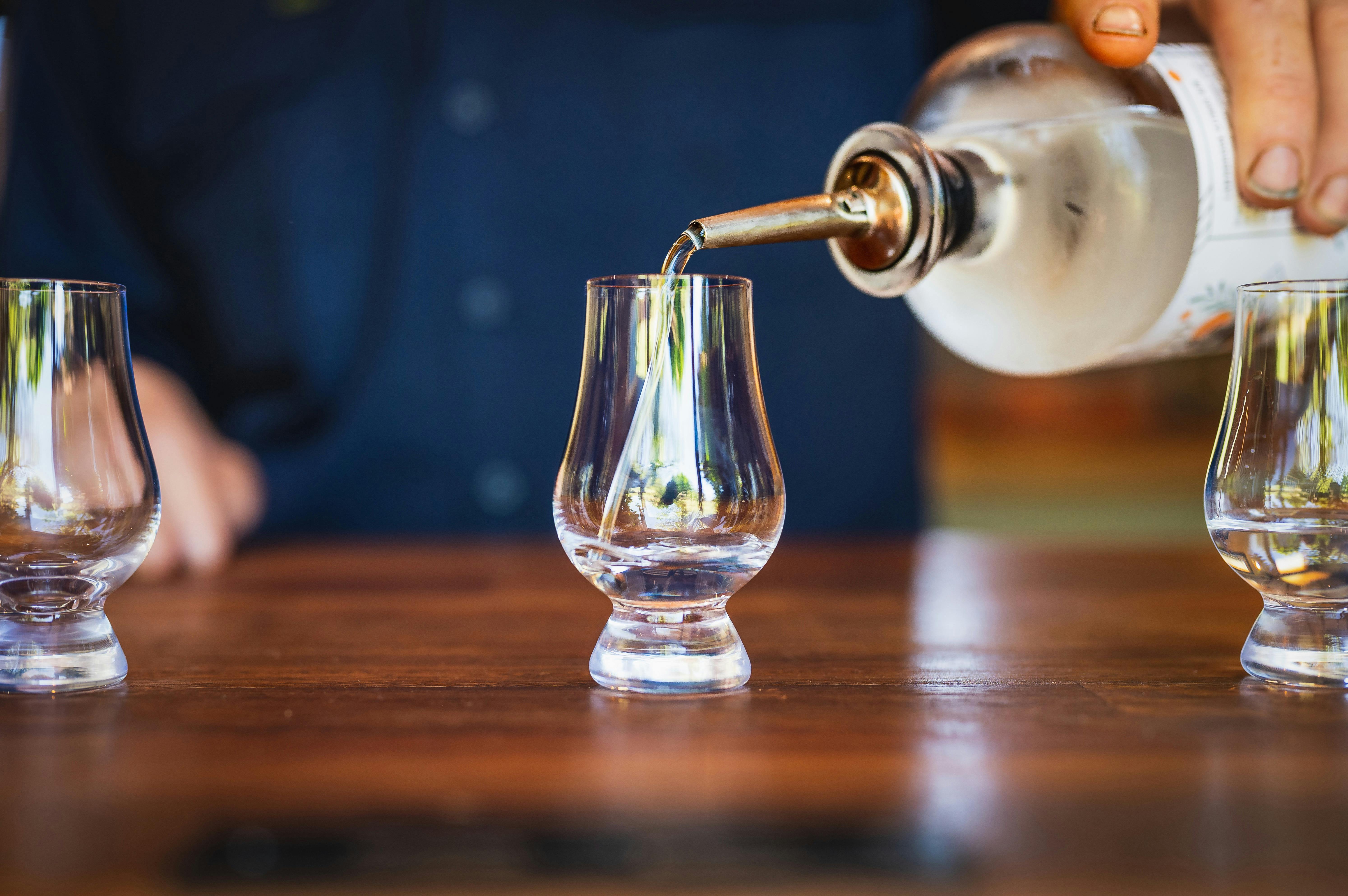 Bickley Valley gin tour - Up Close and Local Tours