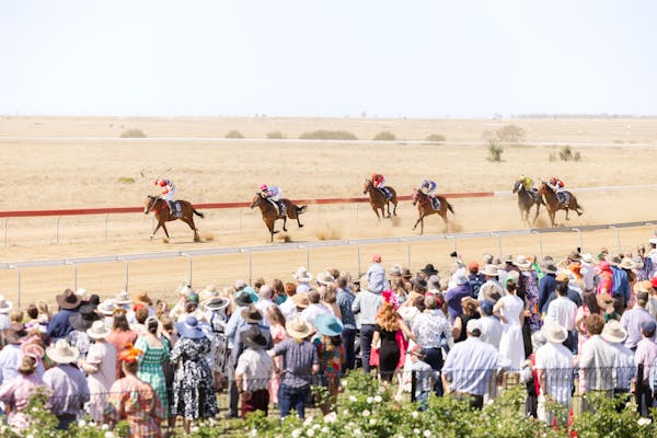 Longreach Races