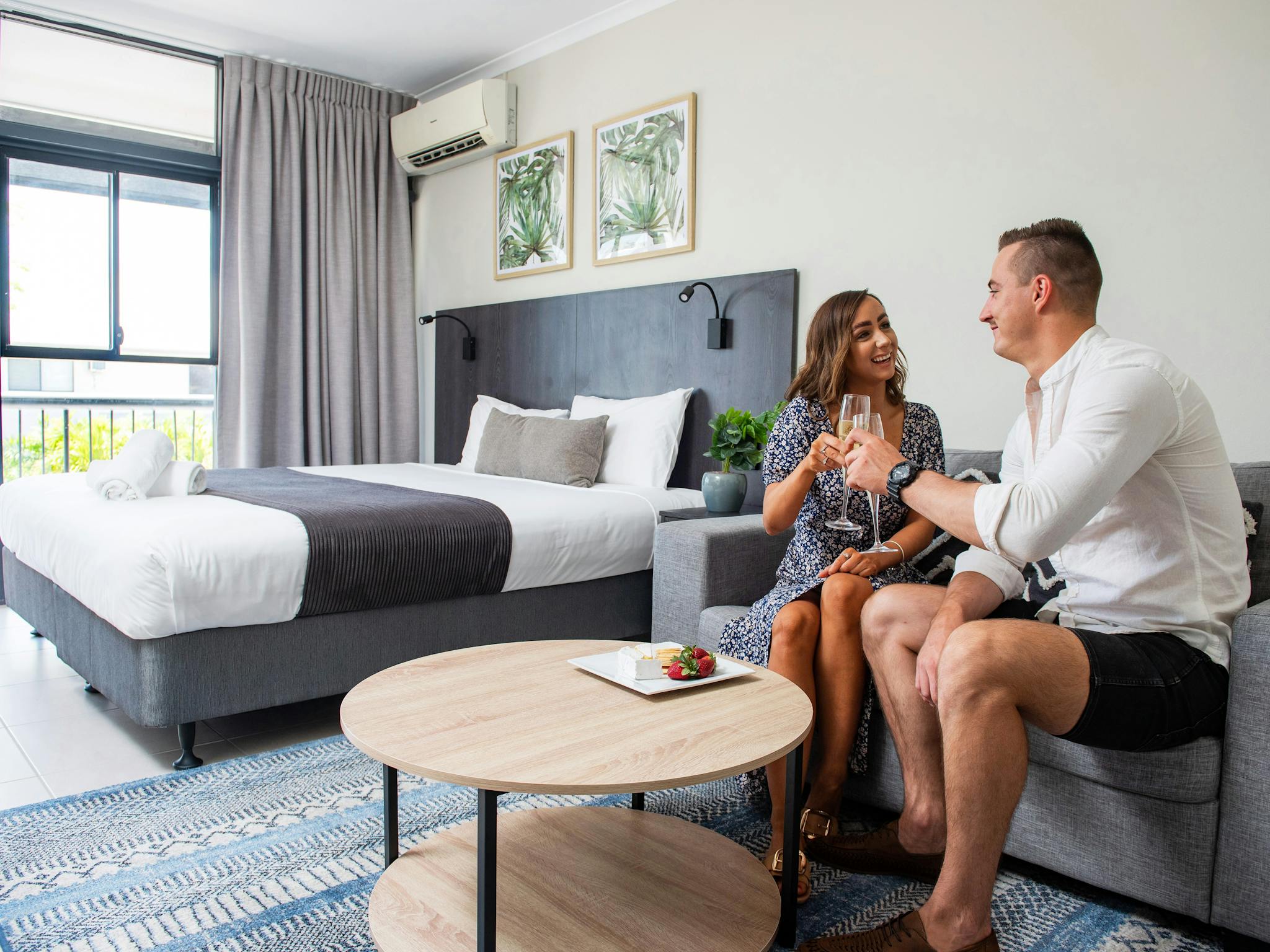 A fresh, modern studio apartment with a lovely balcony A fresh, modern studio apartment with a lovely balcony