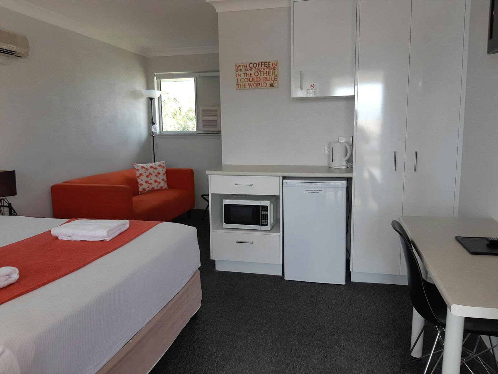 Chaparral Motel inside room