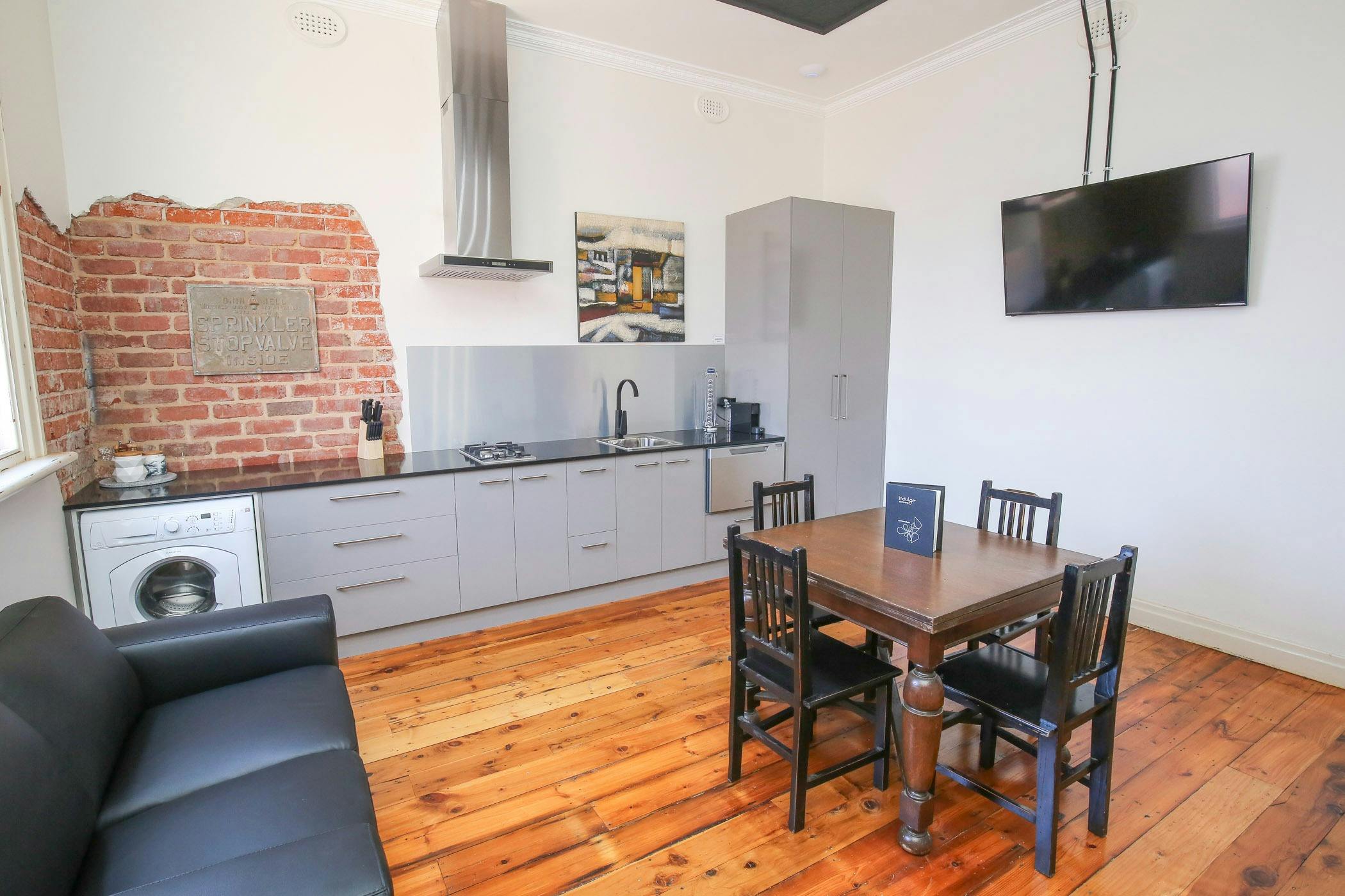 Urban Collection Chamber Three