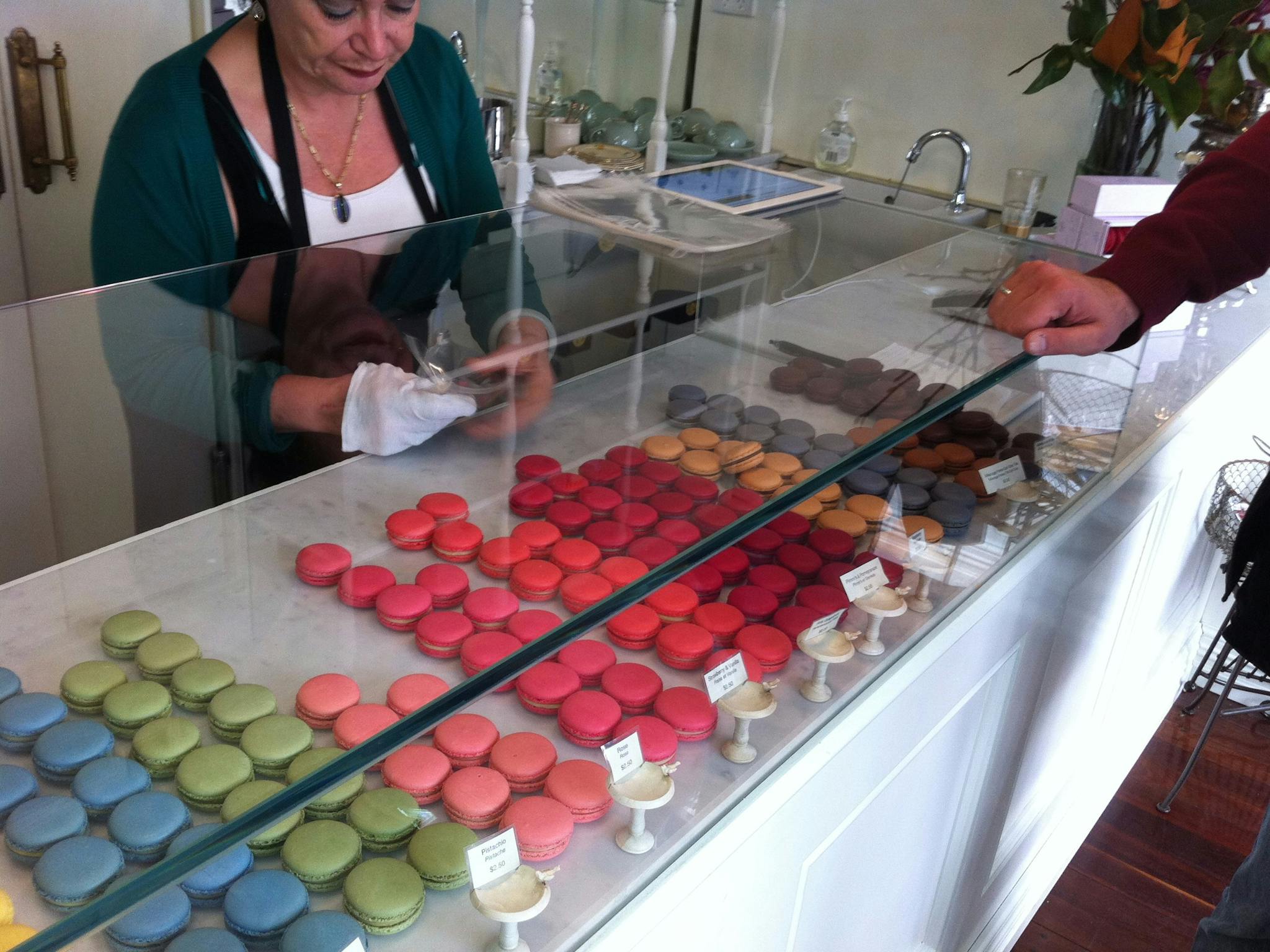 Macarons Cafe Culture Tour