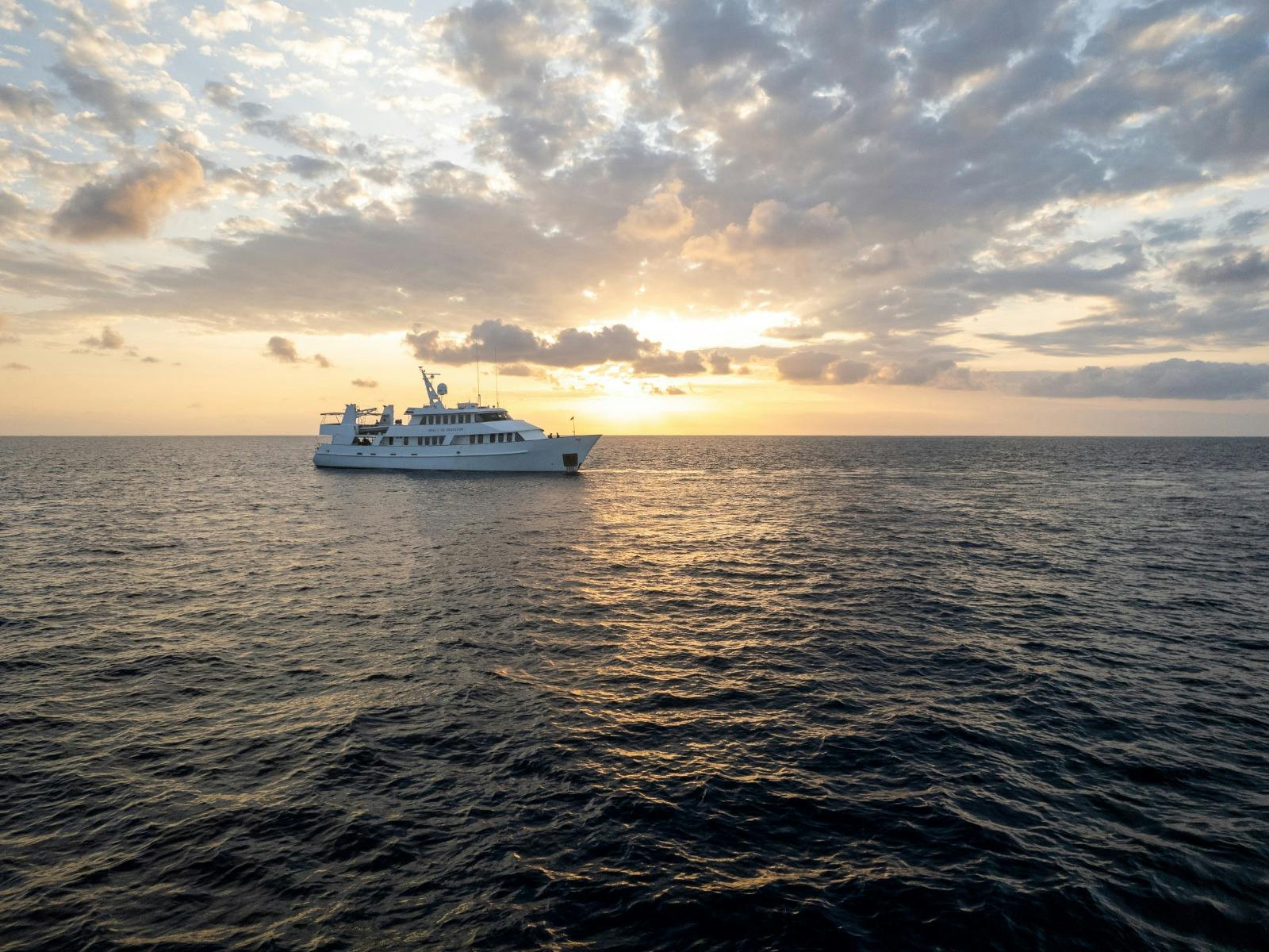 Spirit of Freedom and the Great Barrier Reef