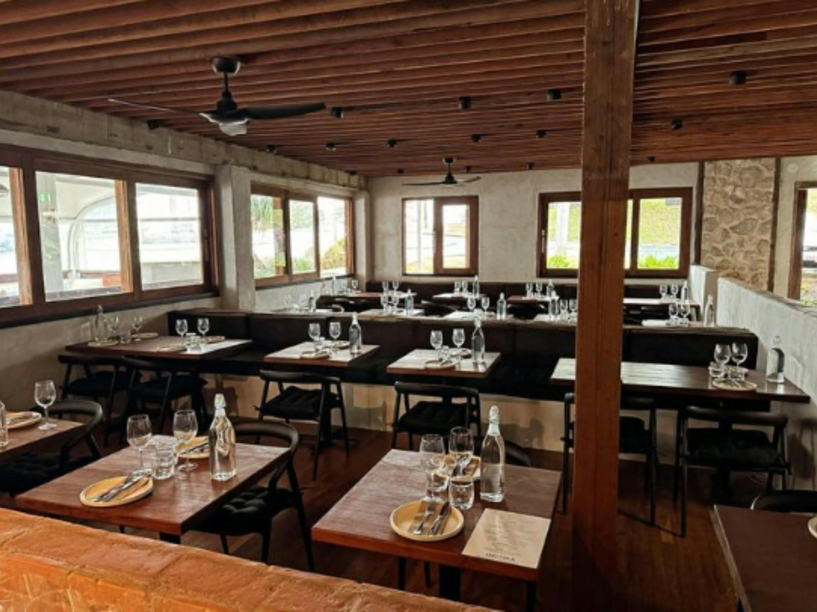 Lucciola Restaurant & Bar