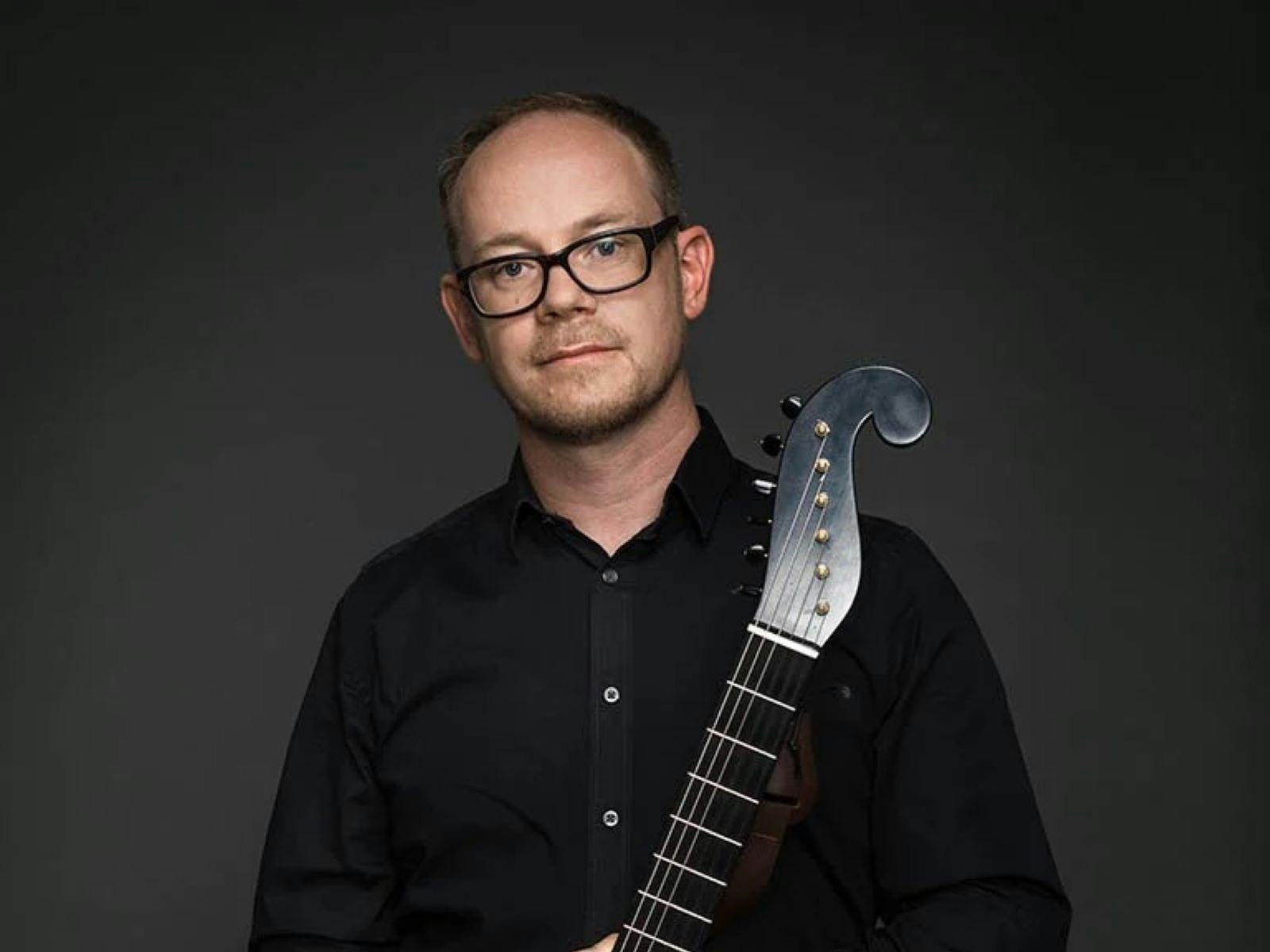 Geoffrey Morris - Guitar