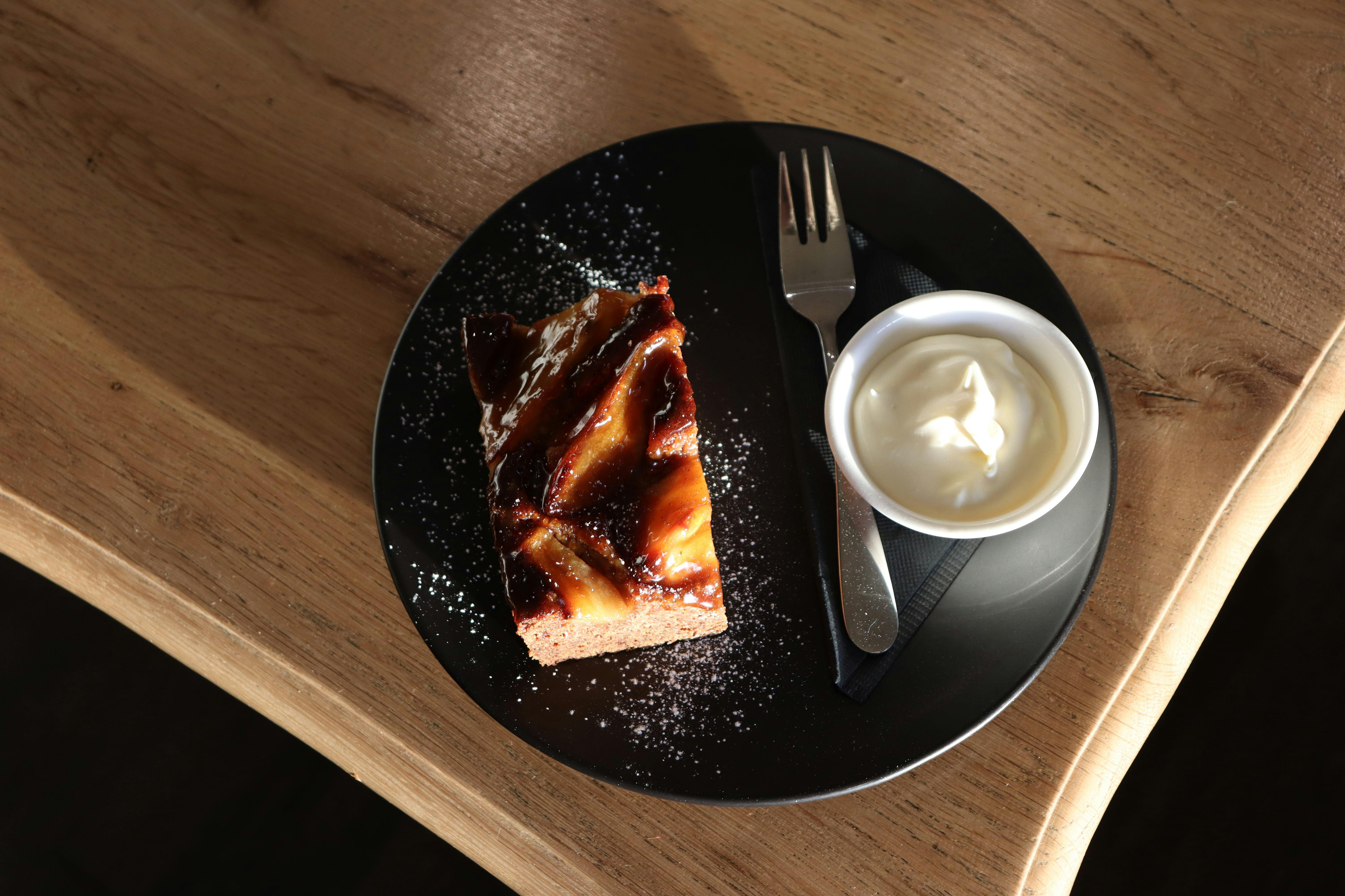 Mother's Day with Mondegreen Cafe