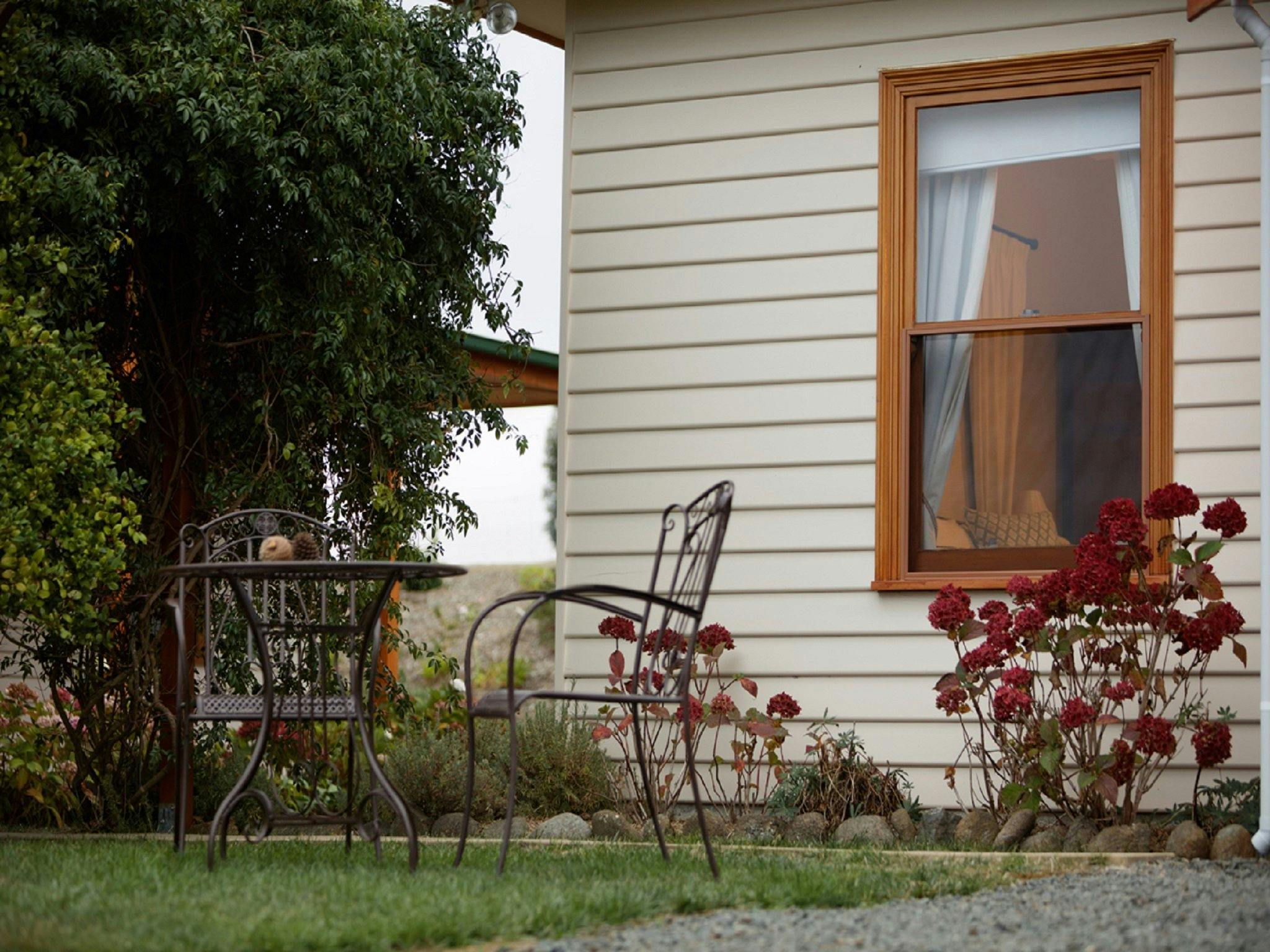 Ambience On Huon Bed And Breakfast - Discover Tasmania