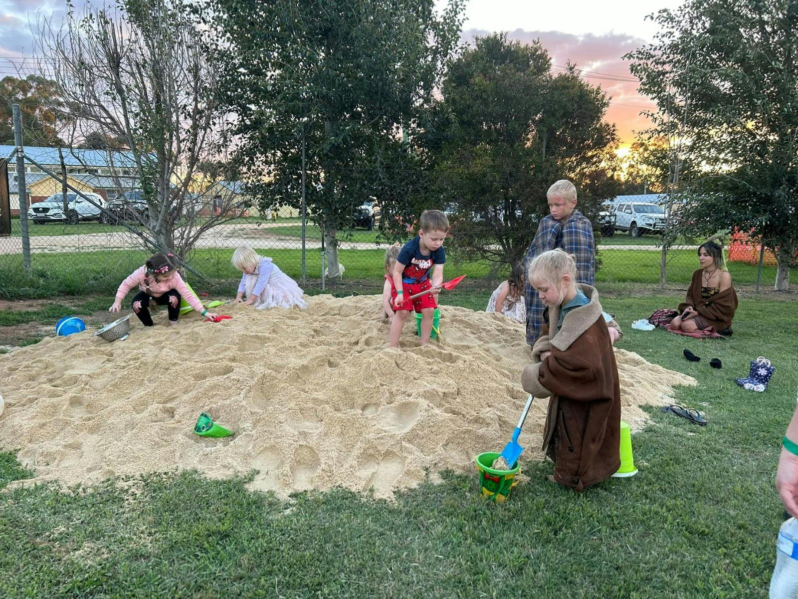 Cowra Community New Years Eve Beach Party
