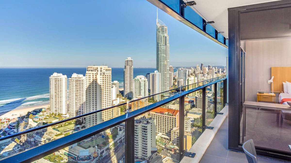 1 Bedroom Ocean Apartment