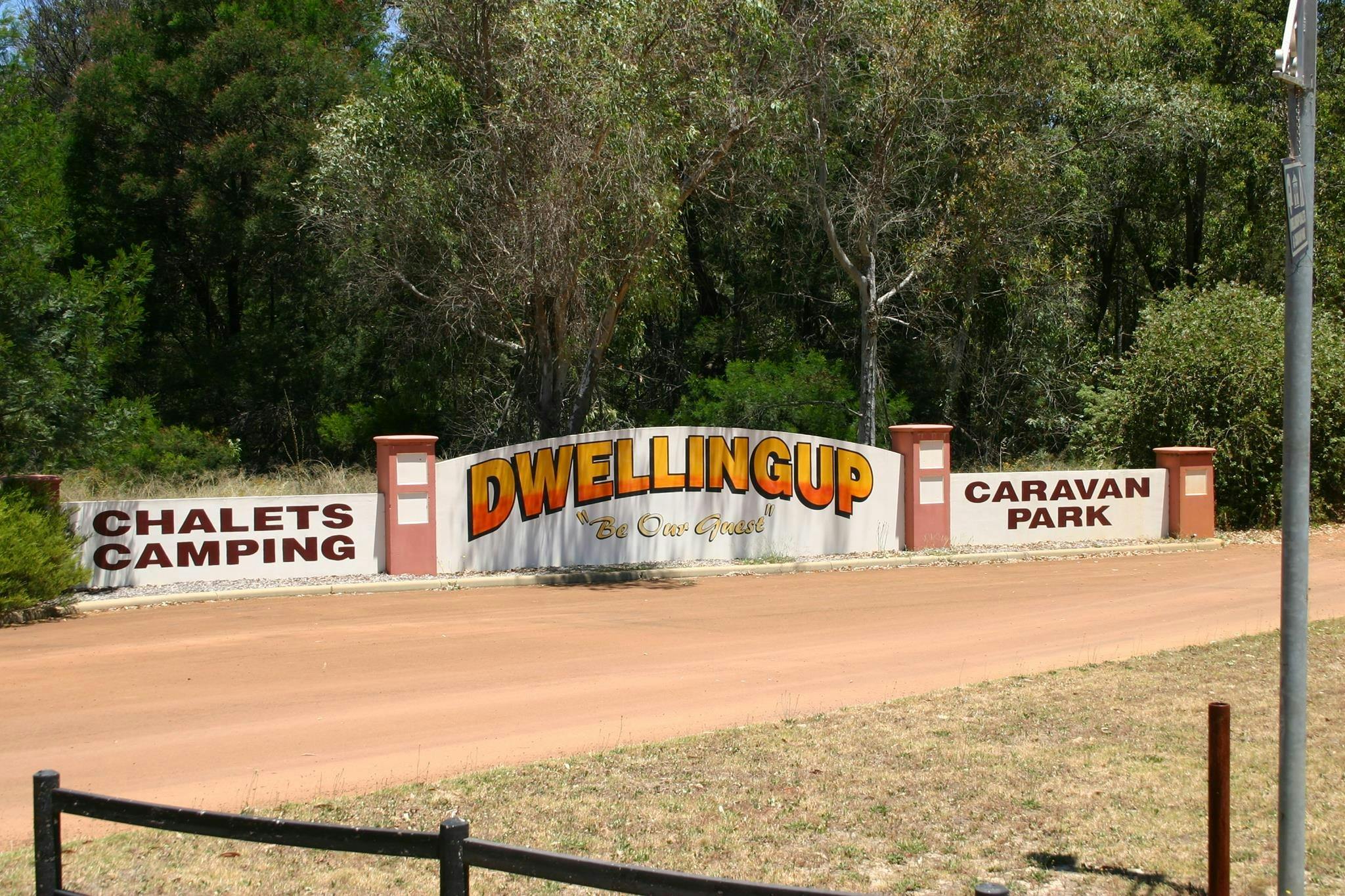 Dwellingup Chalets and Caravan Park