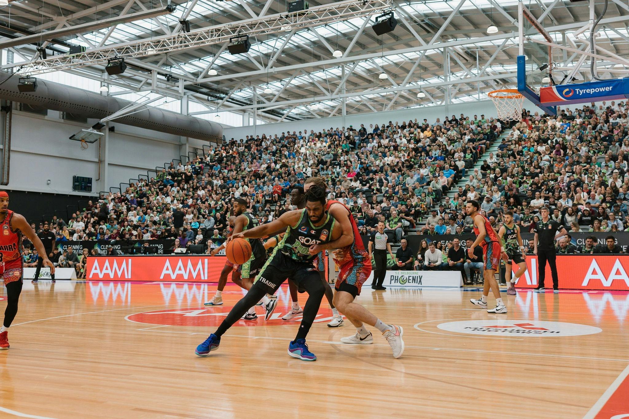 South East Melbourne Phoenix playing basketball