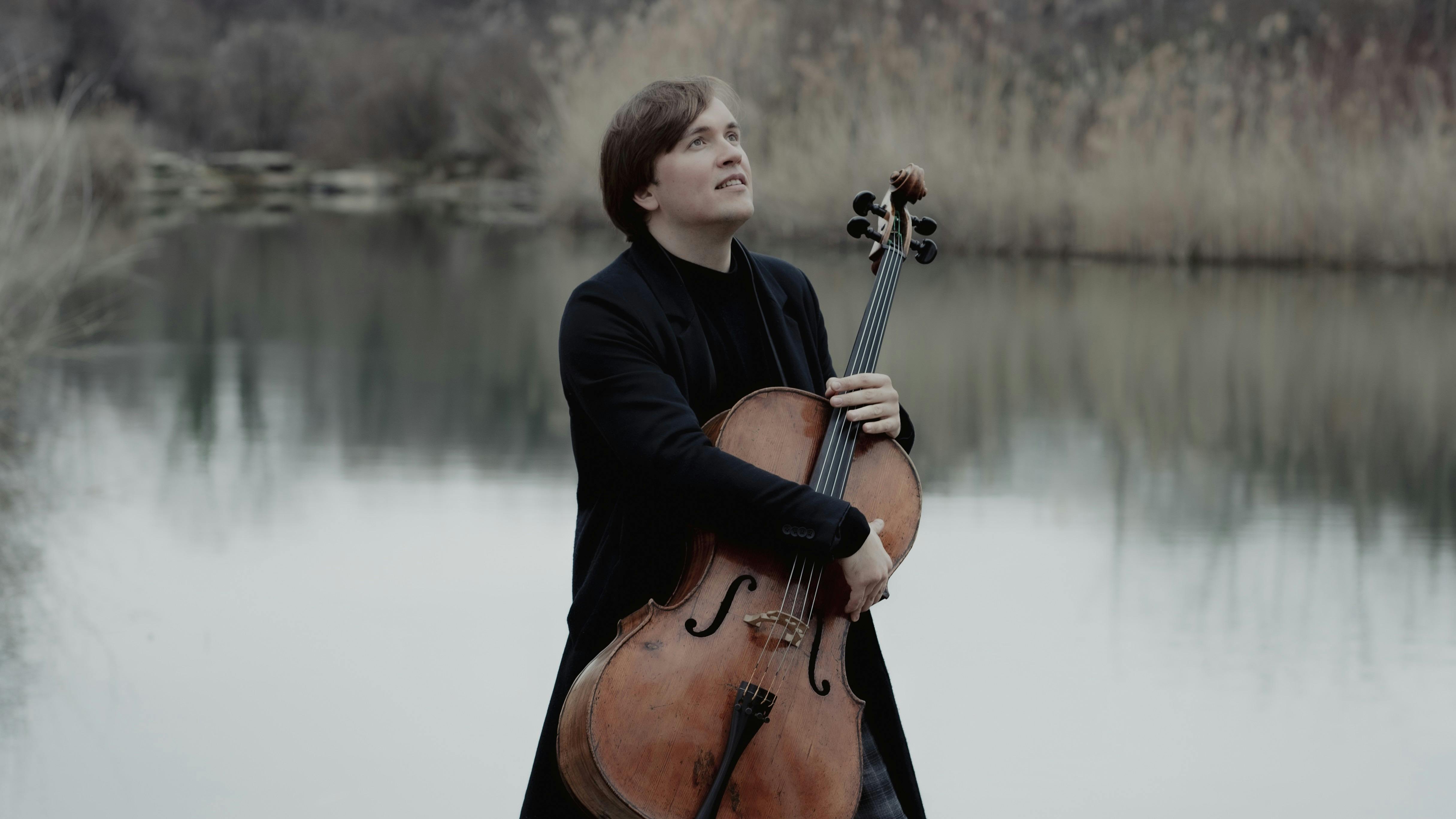 Ivan Karizna with Aura Go | UKARIA Cultural Centre