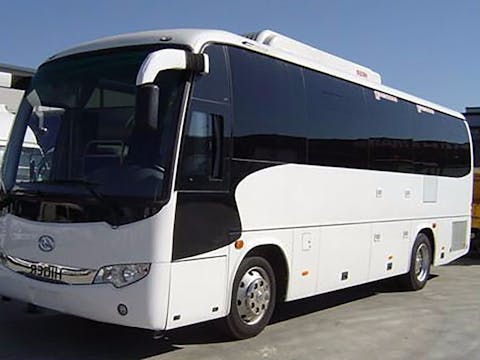 バスチャーターシドニー