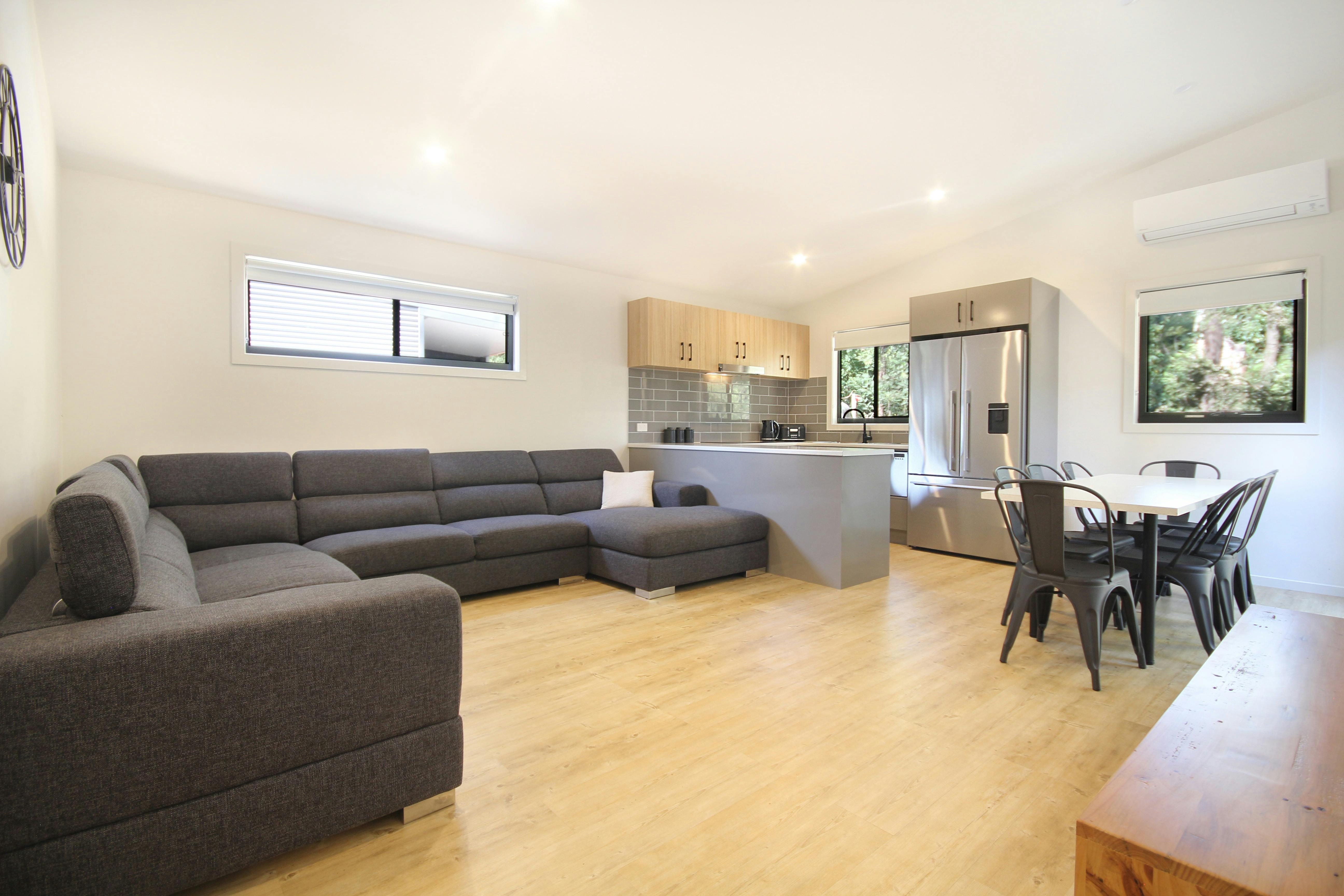 Superior Family Cabin (Sleeps 8)