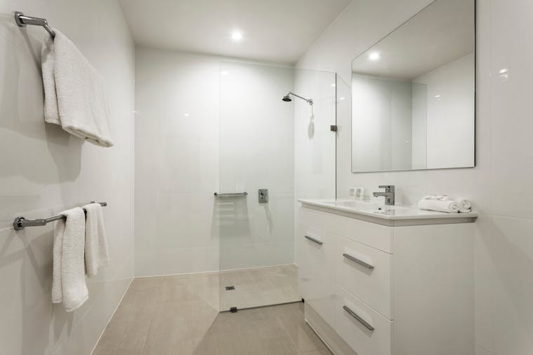 One Bedroom Deluxe Apartment