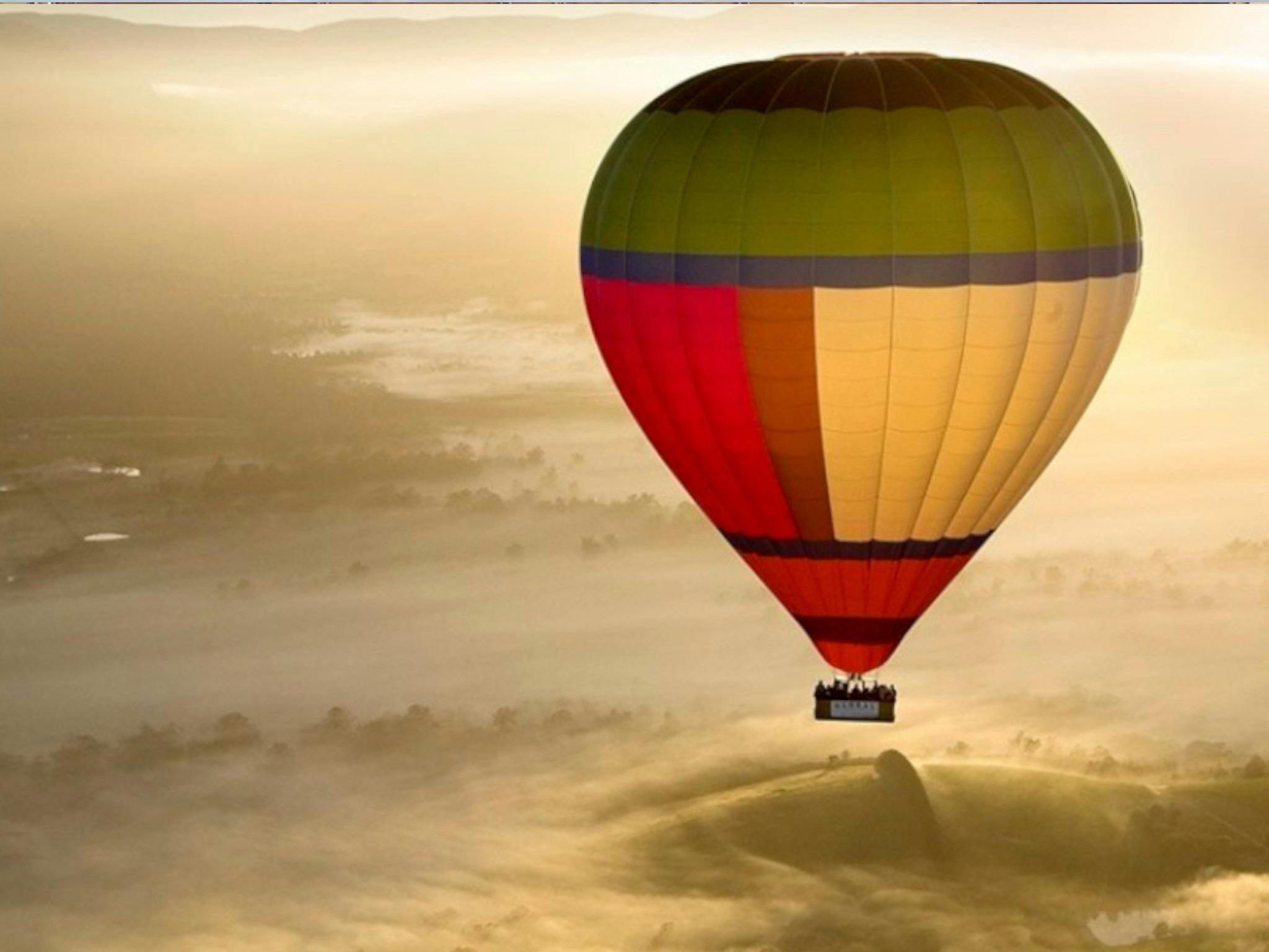 Hot balloon flight and wine tour Yarra Valley