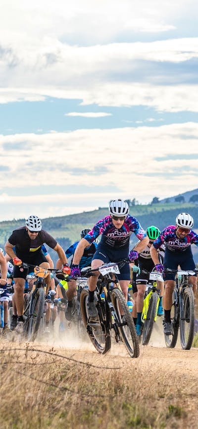 Mountain bike racing