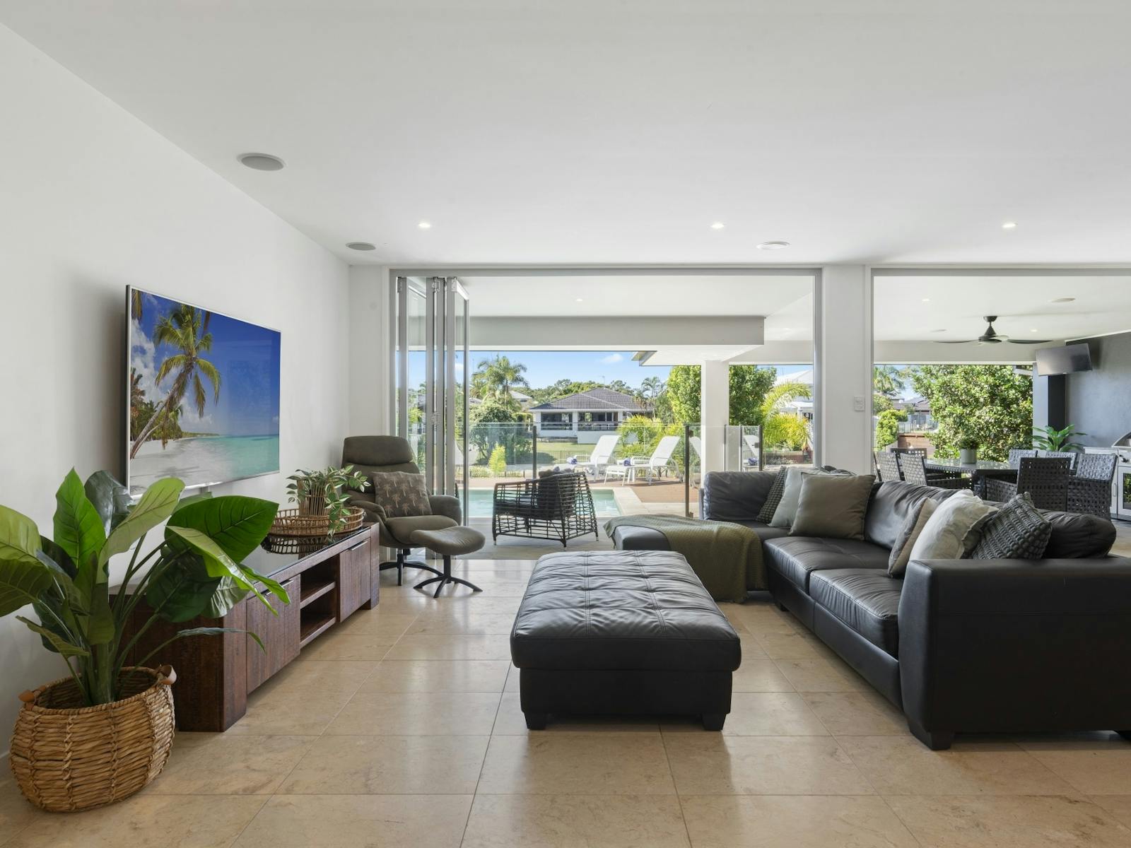 Seaclusion Broadbeach Seaclusion Broadbeach