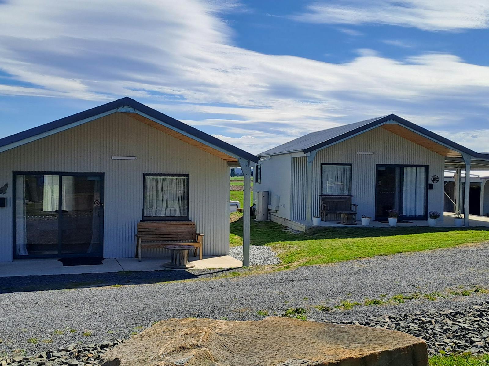 Both these cabins have queen beds and only 1 door for bathroom.