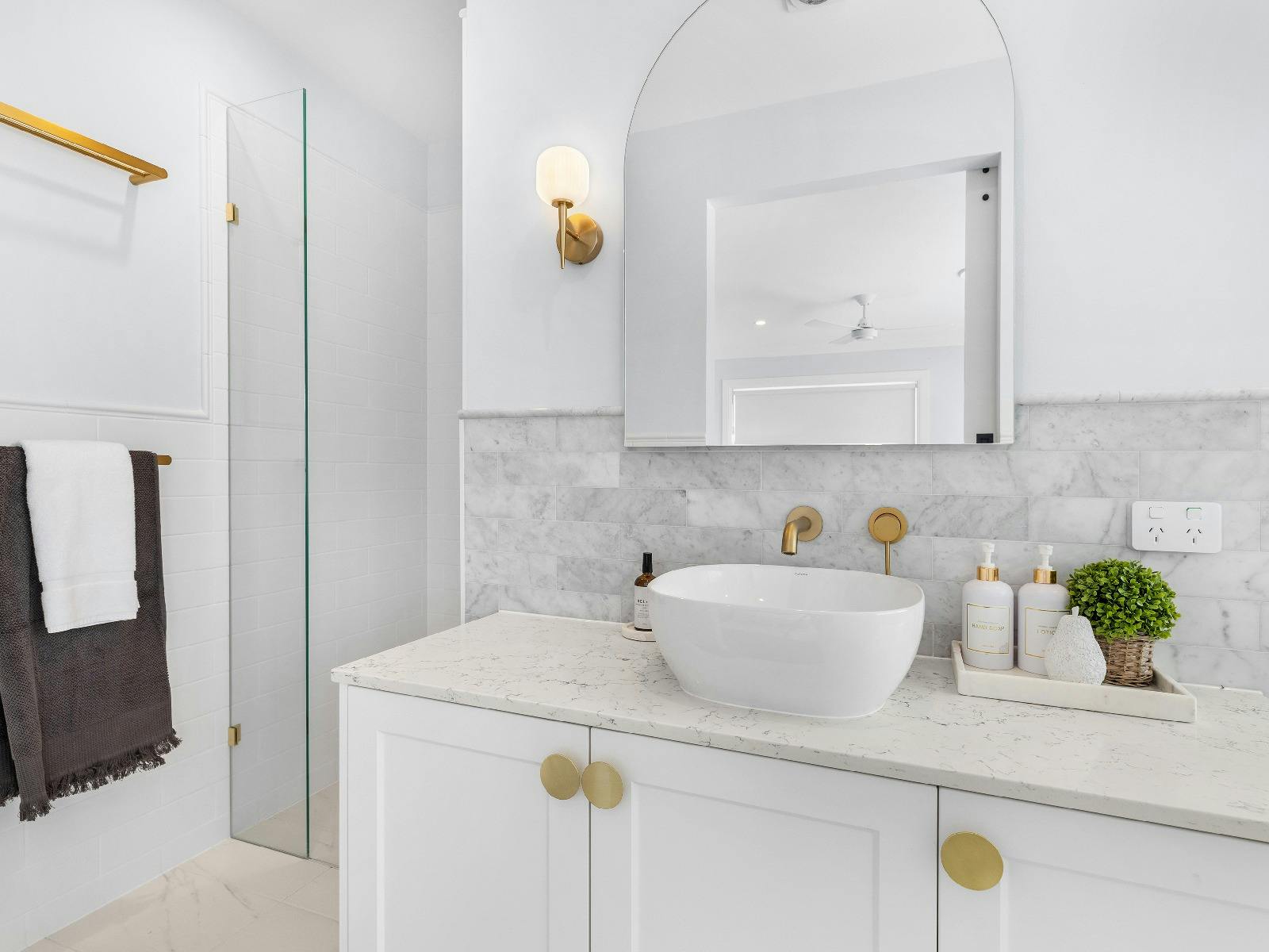 Montauk House bathroom