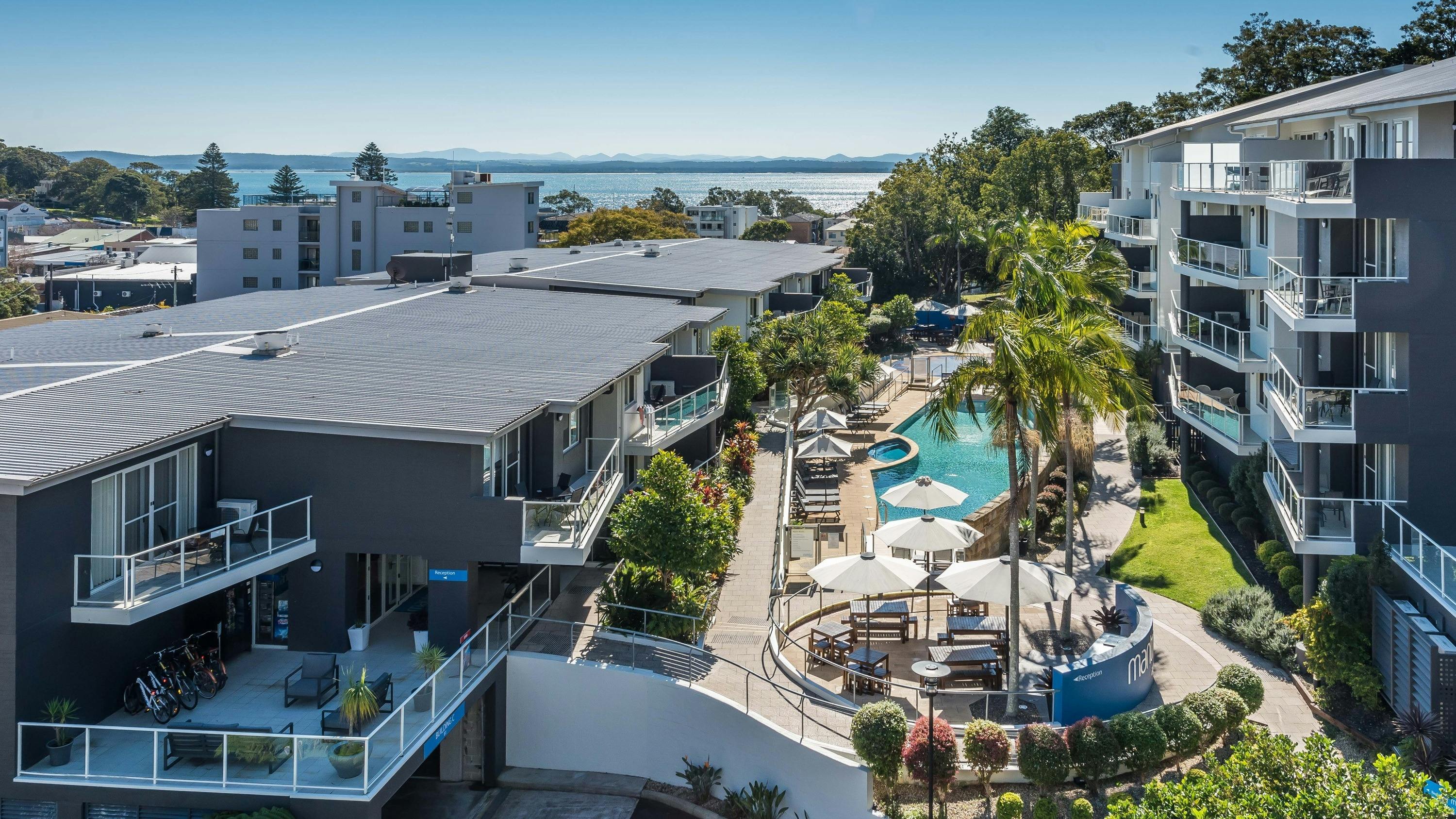 曼特拉尼爾森灣度假村外觀