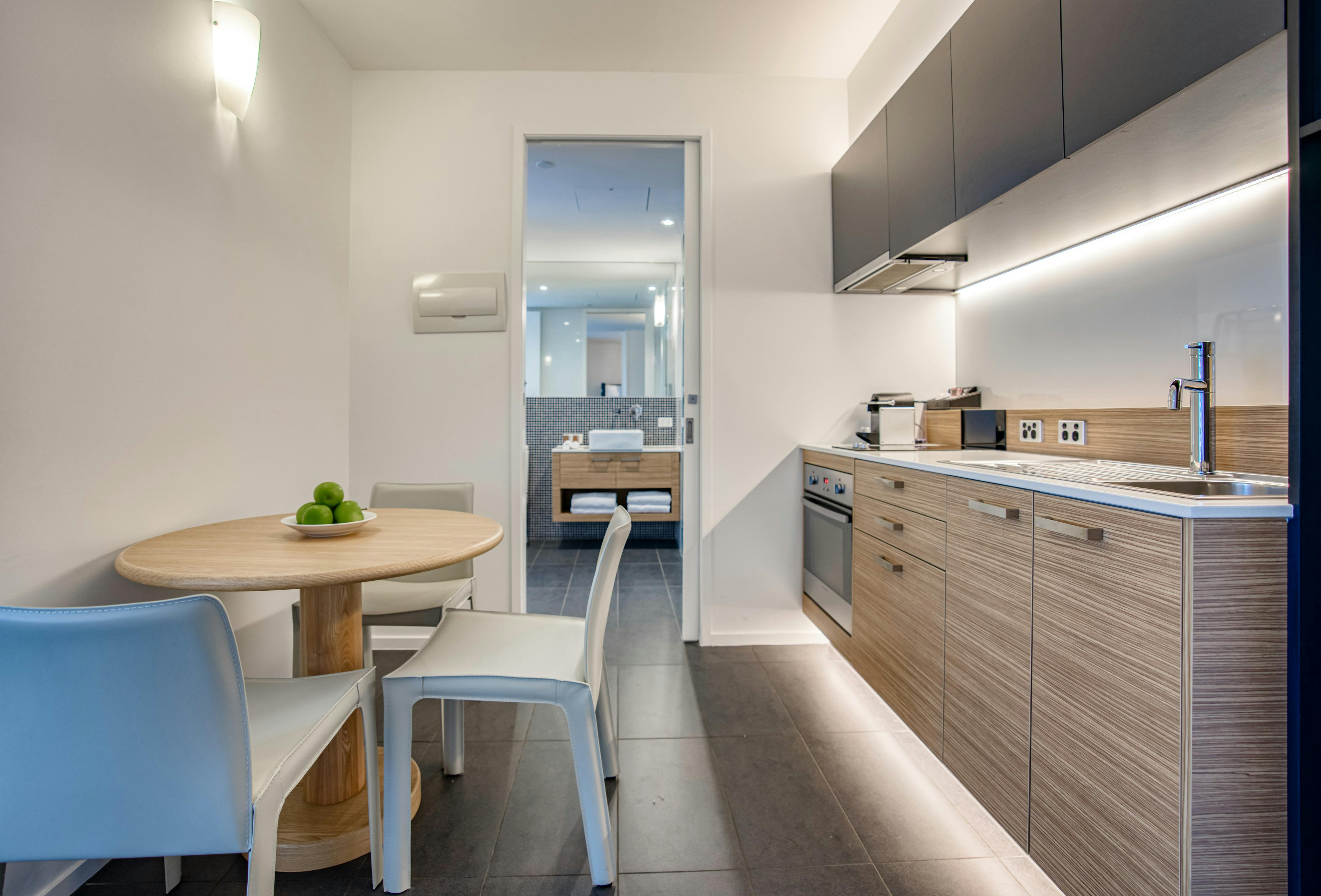 Vue Apartments Geelong - Family Bunk Apartment full kitchen
