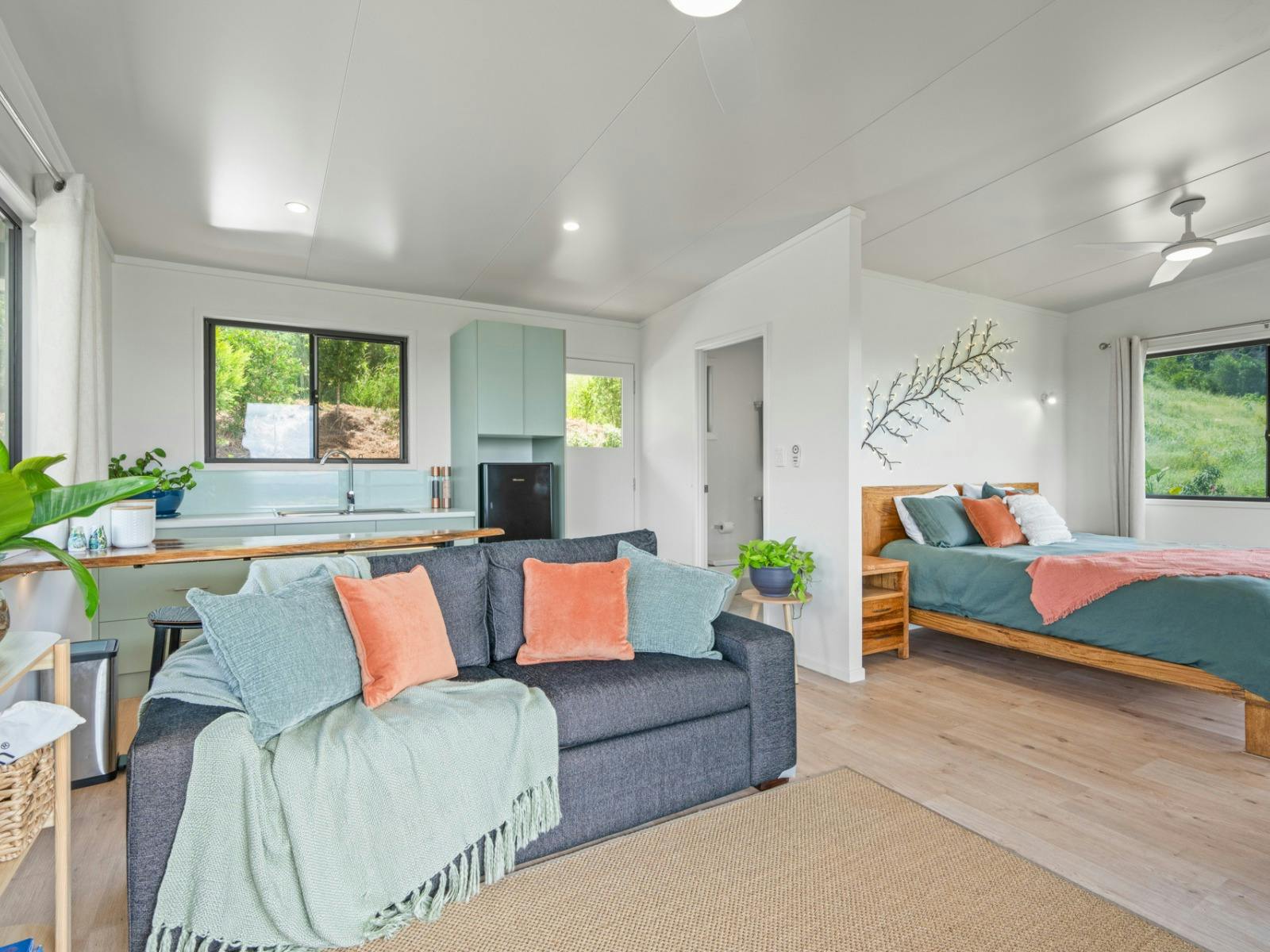 Off-Grid Cabin at Organic Avocado Eco Farm Stay Sunshine Coast