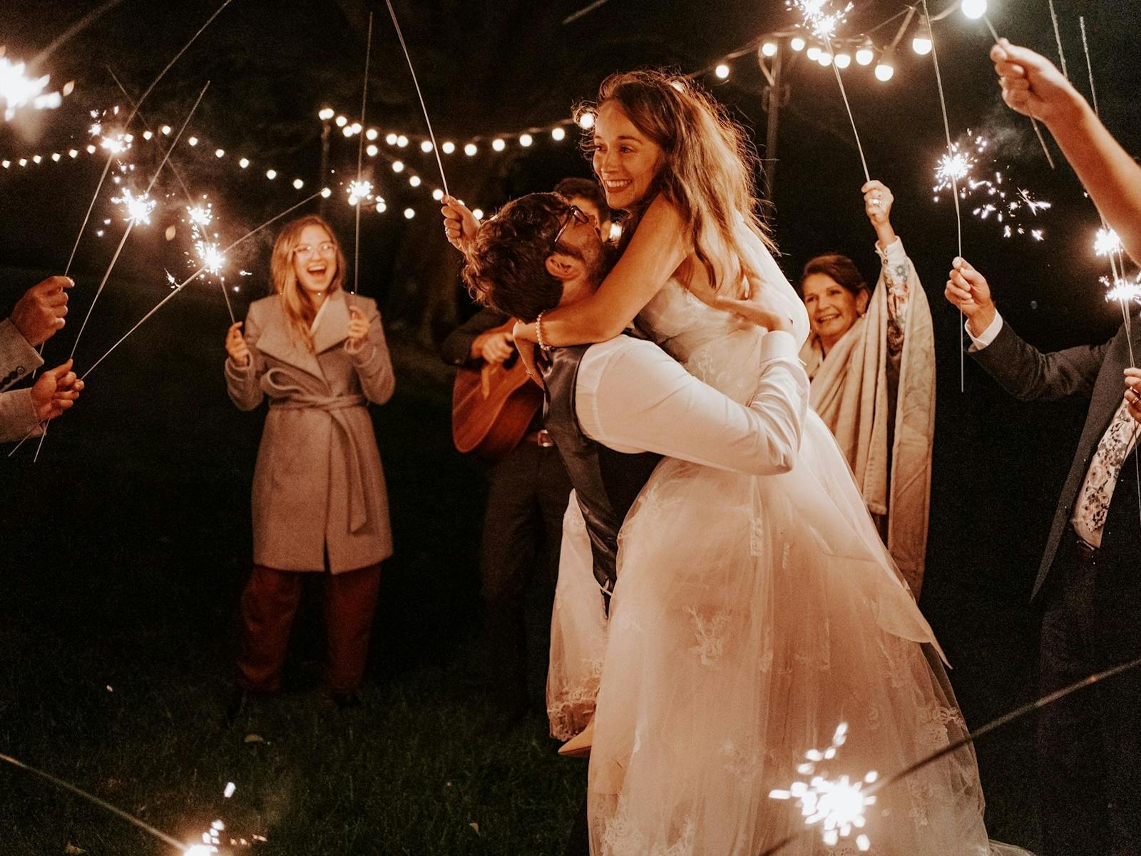 Maleny wedding musician dancing bride groom acoustic duo dj wedding Maleny wedding musician dancing bride groom acoustic duo dj wedding