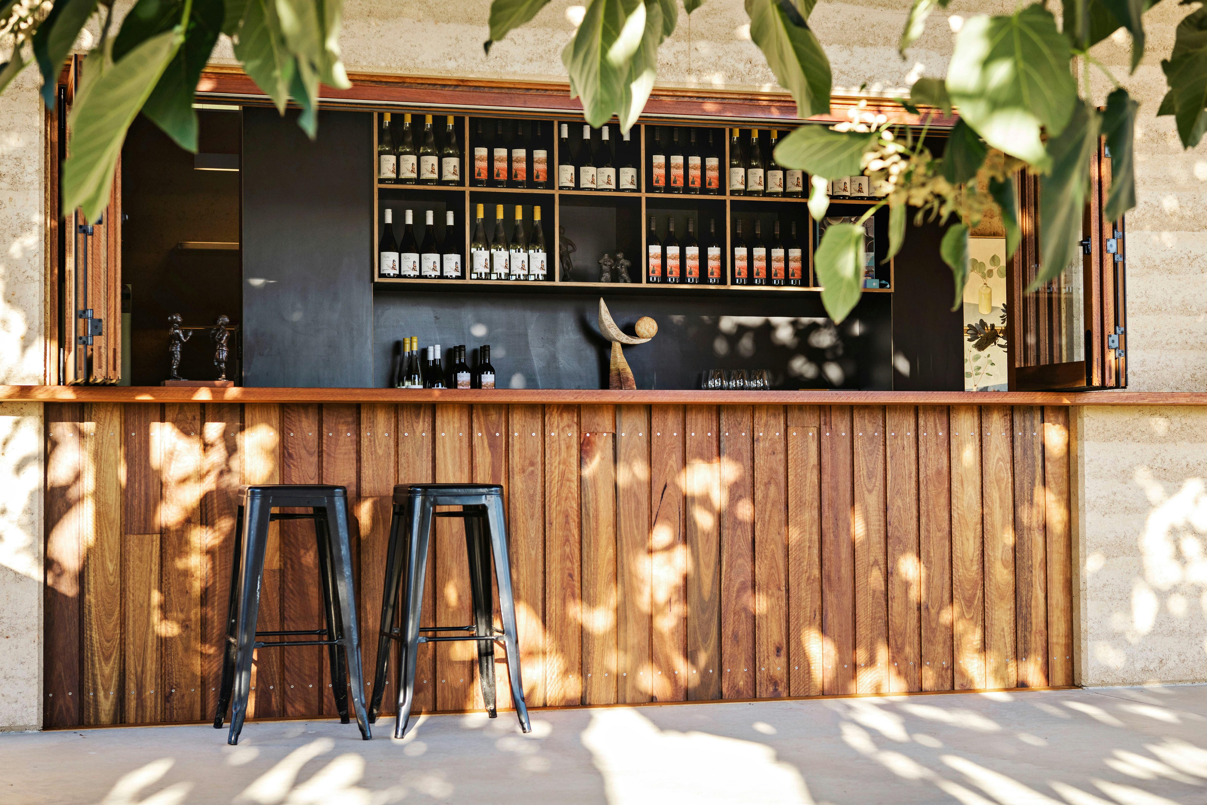 Rosby Cellar Door＆Gallery、芸術のために来て、ワインのために滞在…