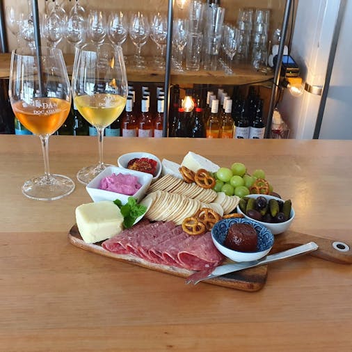 Doc Adams Wines Bar Tasting Shed