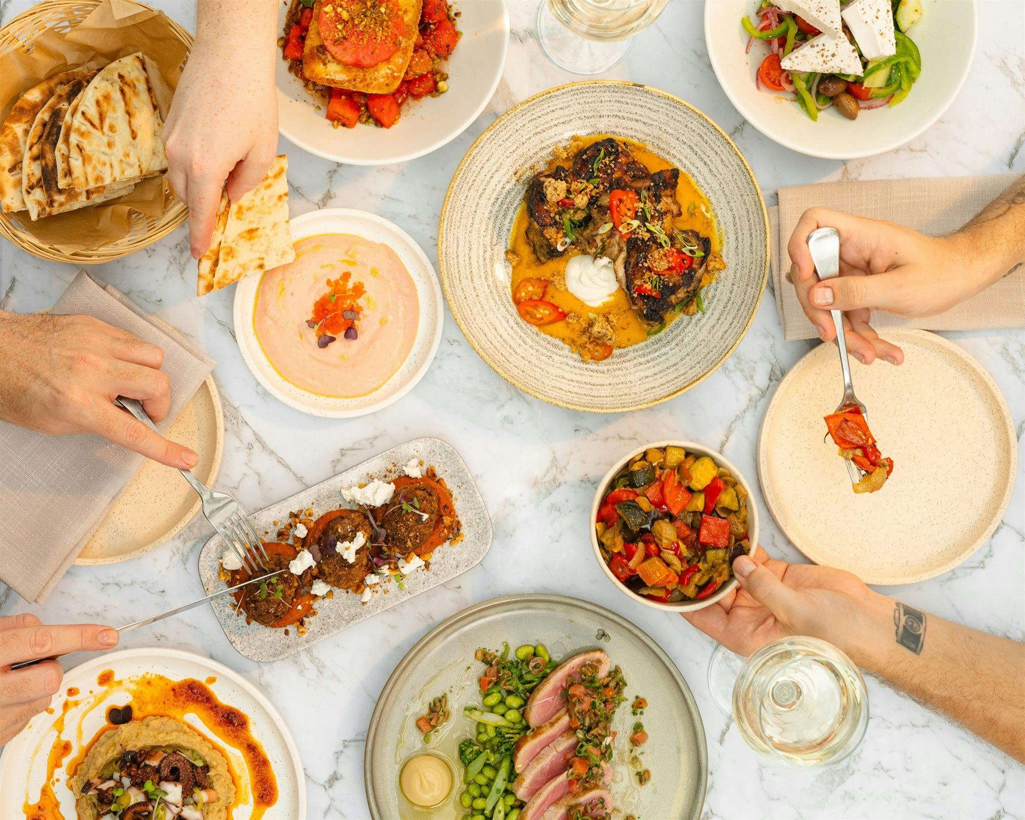 Éla Drink + Meze