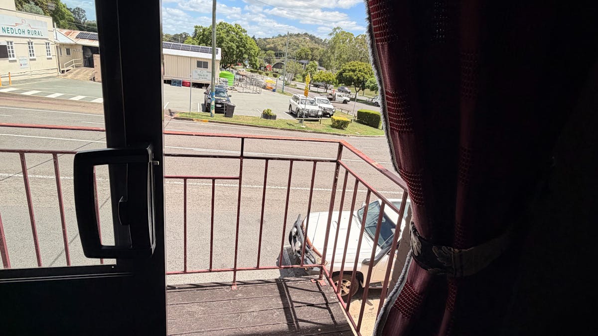 balcony