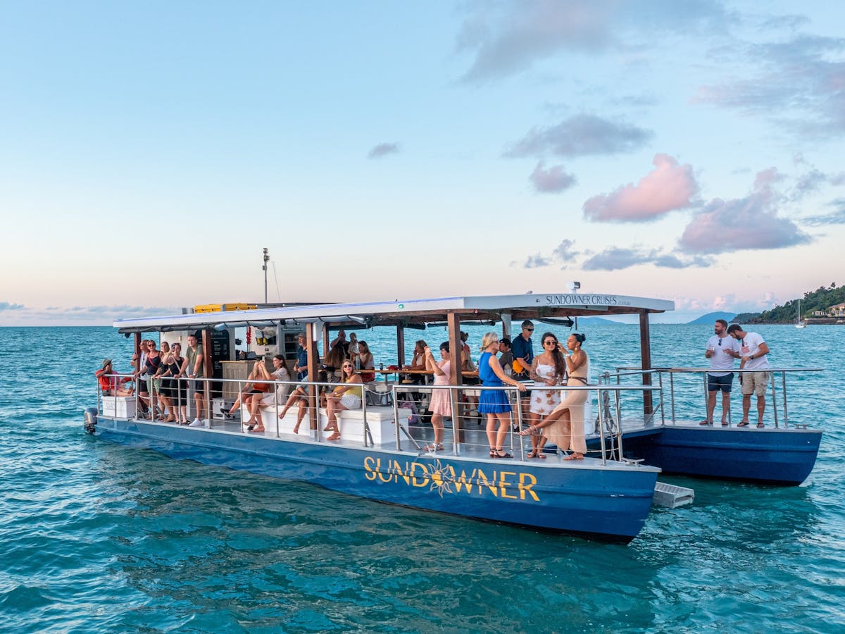 Sundowner Cruises Airlie Beach