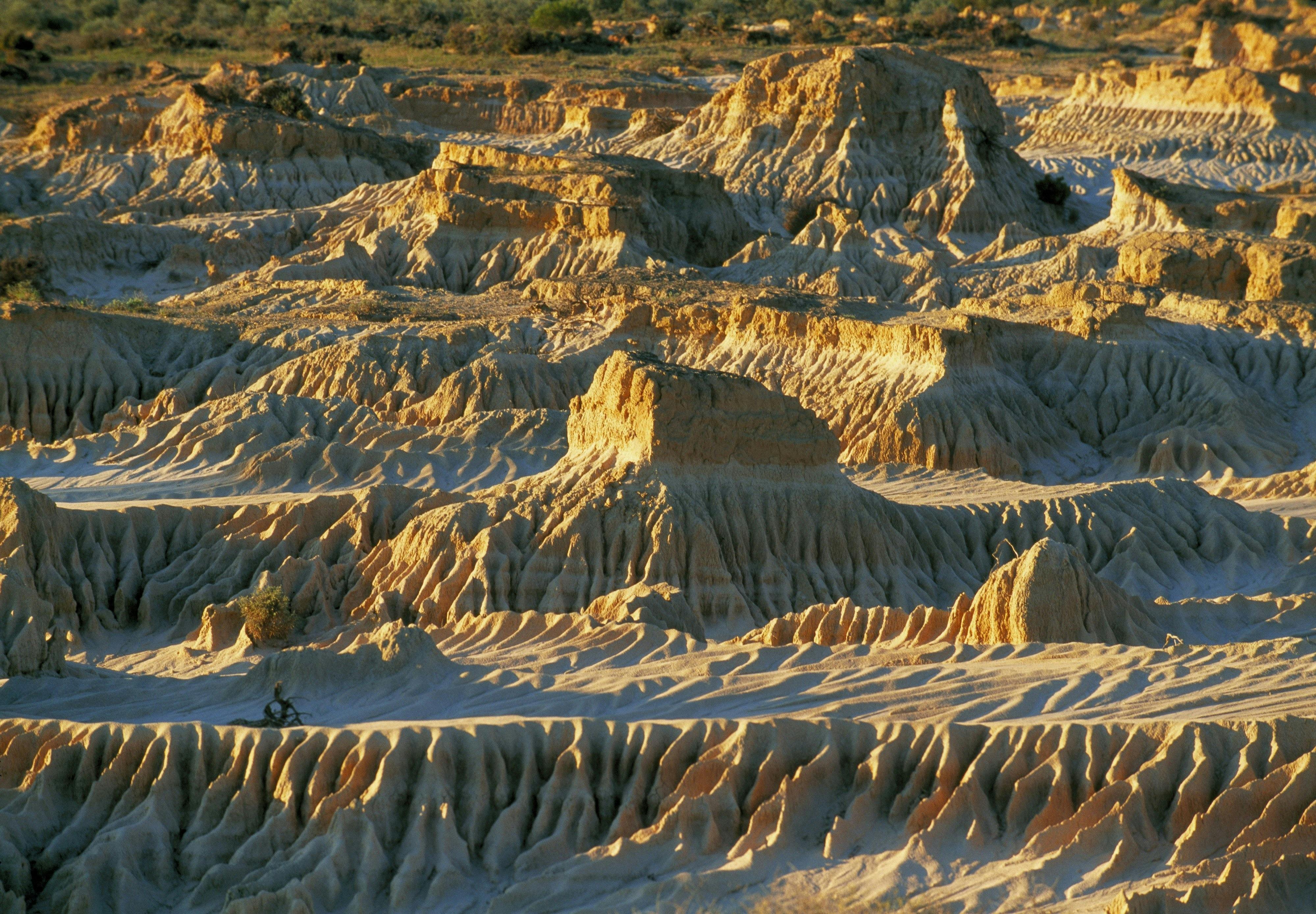 Walls of China, Mungo NP
