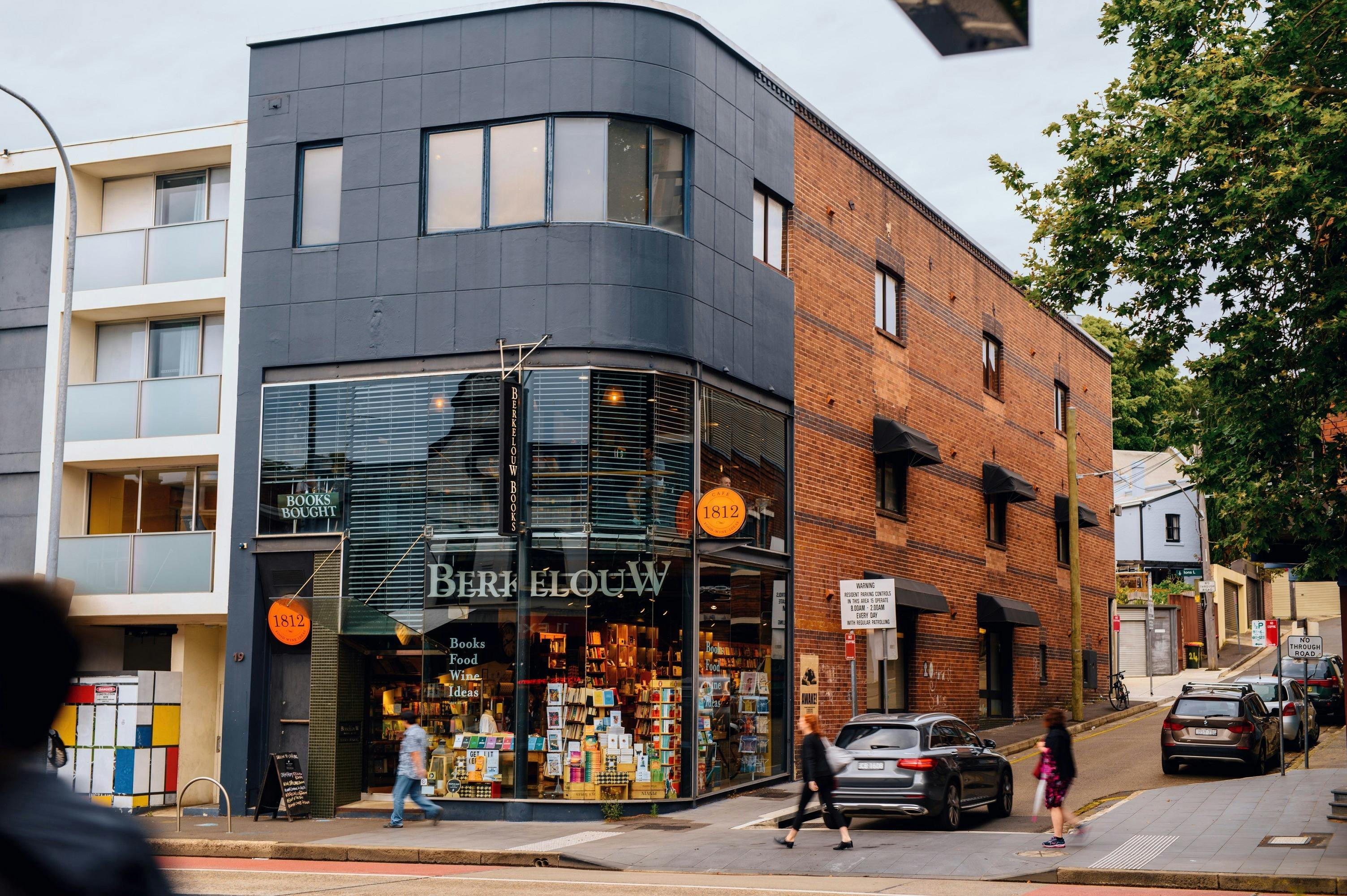 Street view of Berkelouw Paddington book store on Oxford Street, Paddington