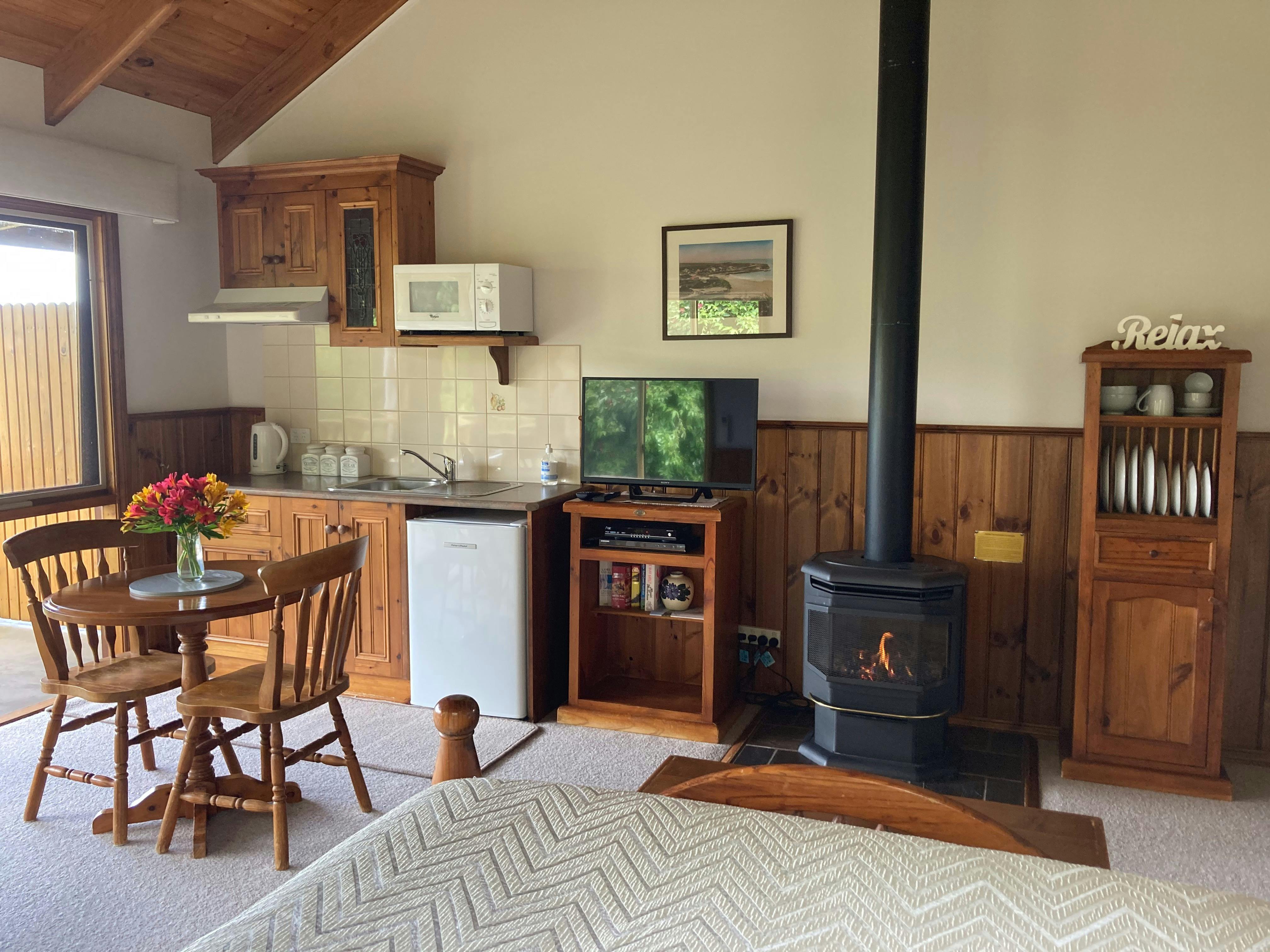 Callistemon Spa Suites