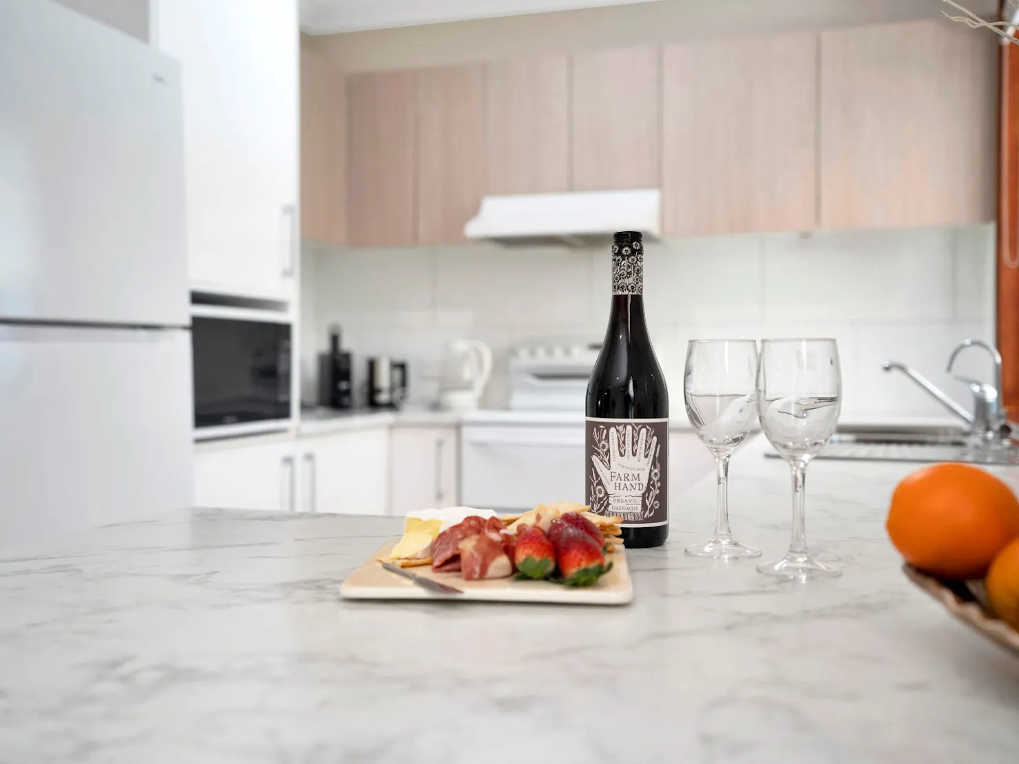 Fully equipped kitchen with island bench