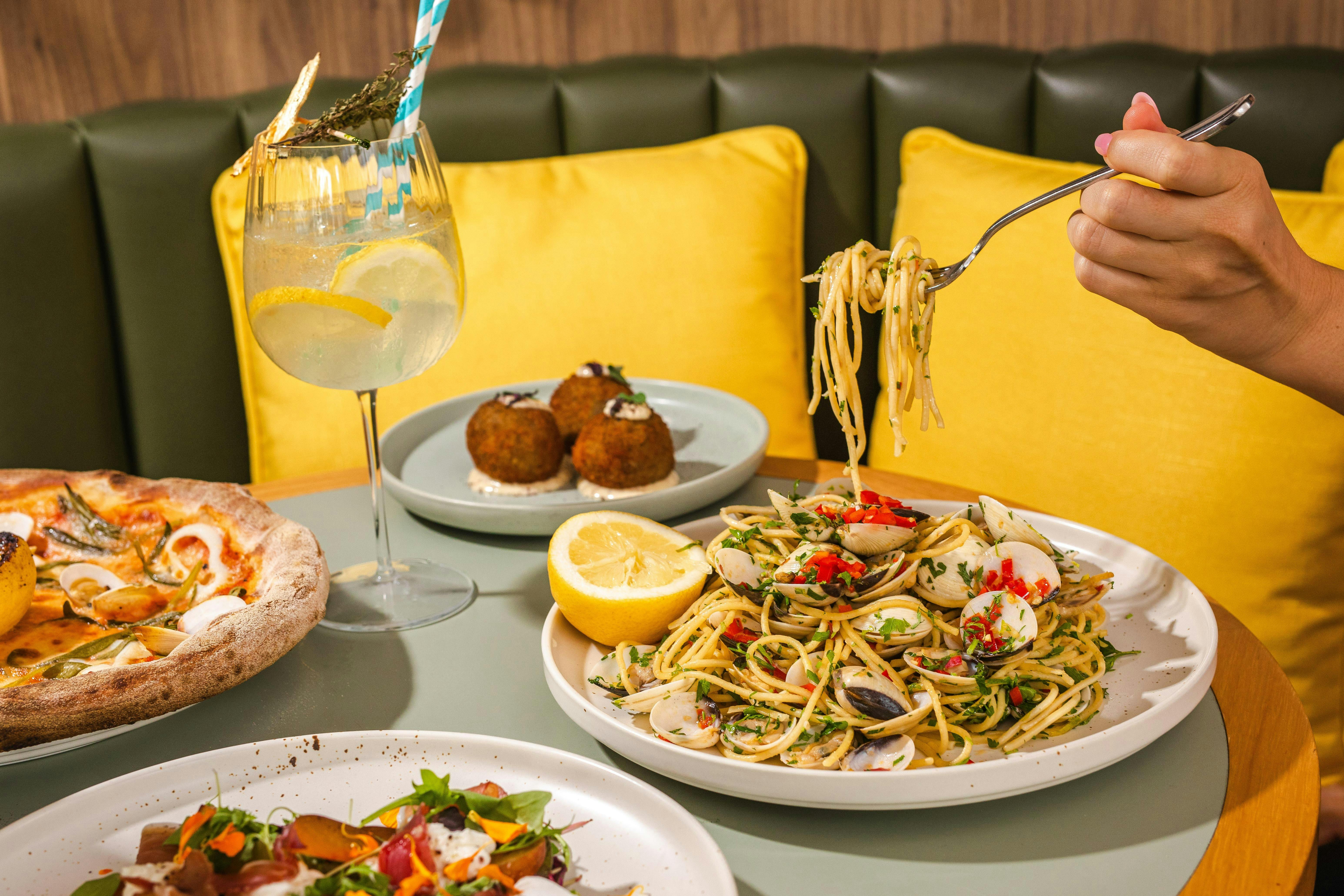 Ovello Bar & Kitchen