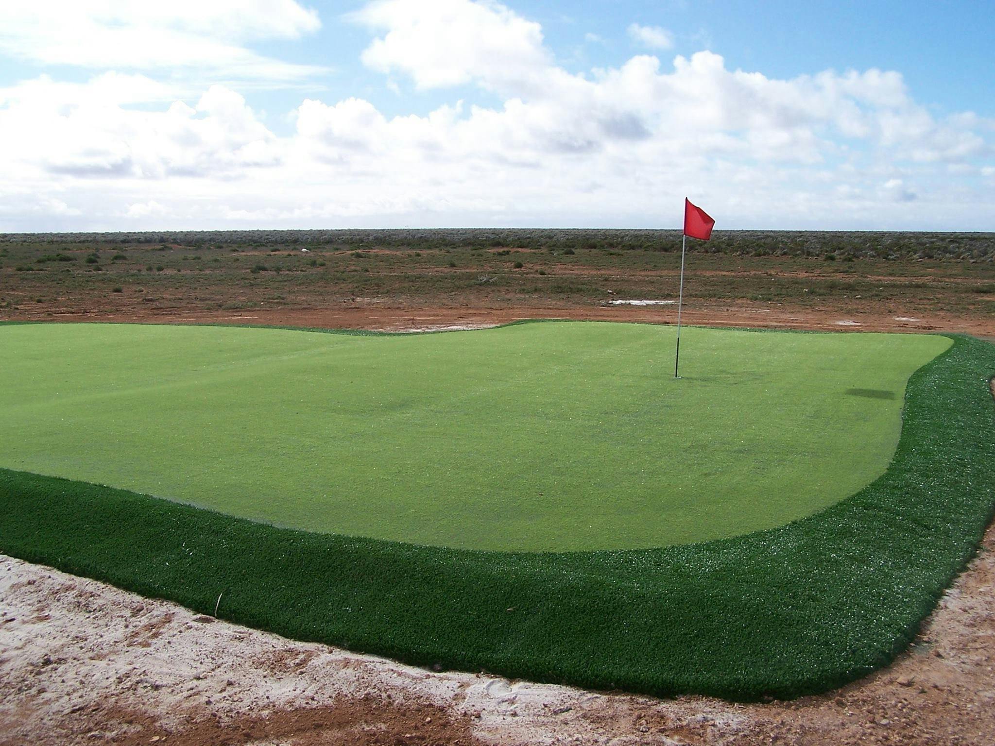 Nullarbor Links - World's Longest Golf Course Australia
