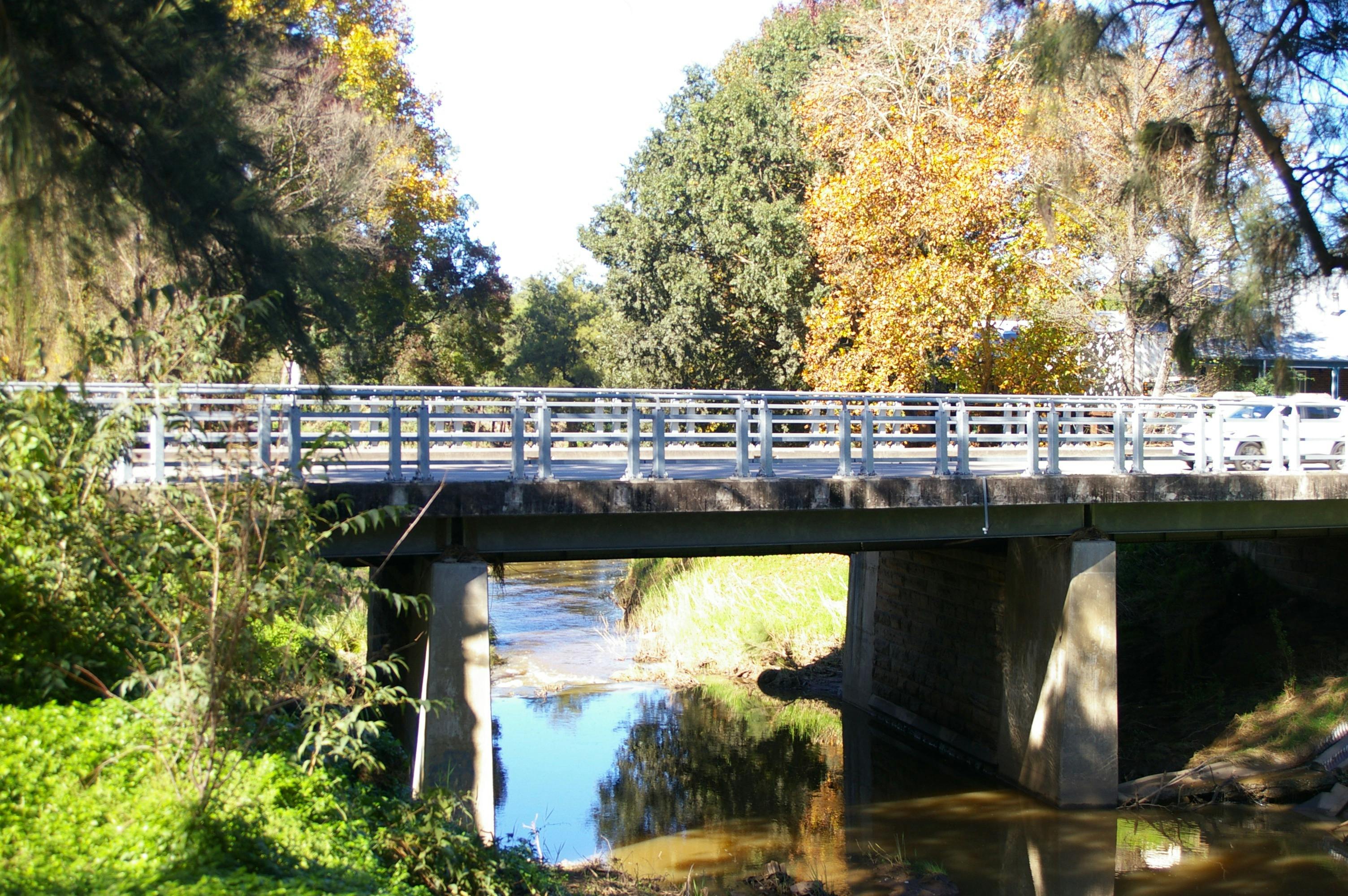 ピクトングループツアーを発見