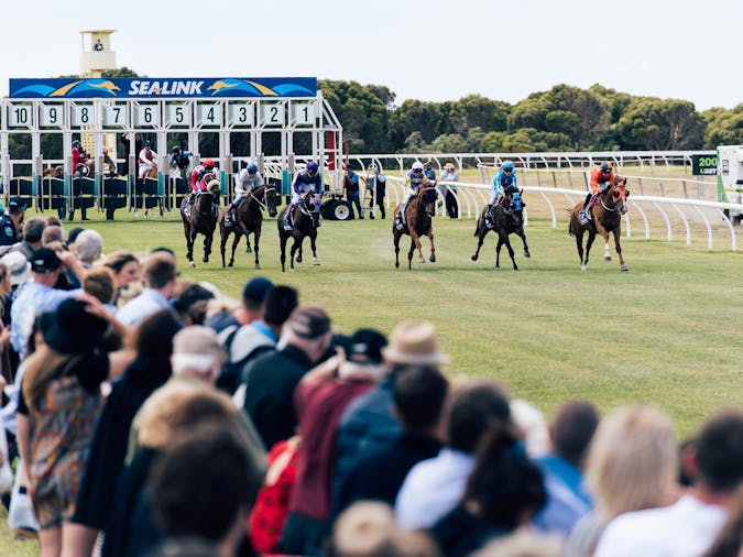 SeaLink Kangaroo Island Racing Carnival 1719 February 2022